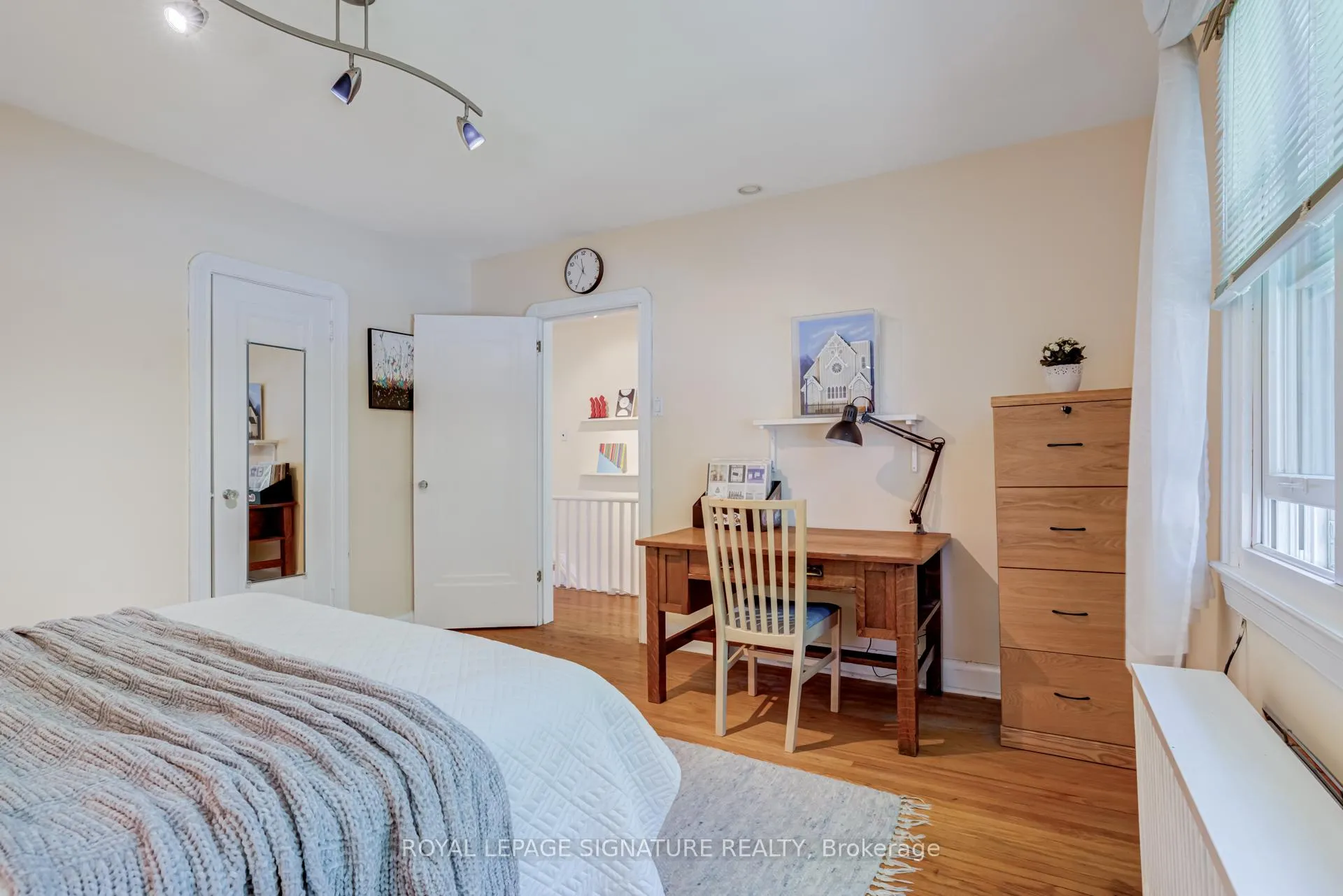 Photo 21 of 123 South Kingsway, Toronto, High Park-Swansea — HOMEH