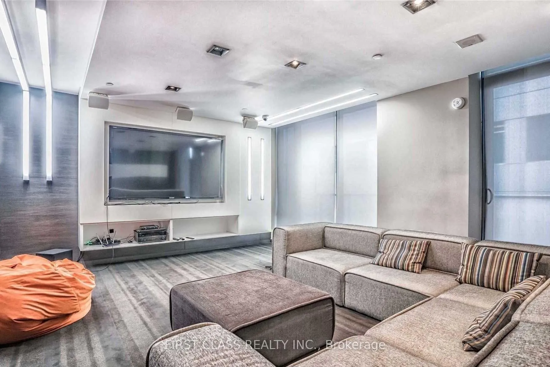 Photo 9 of Unit 617, 101 Peter Street, Toronto, Waterfront Communities — HOMEH