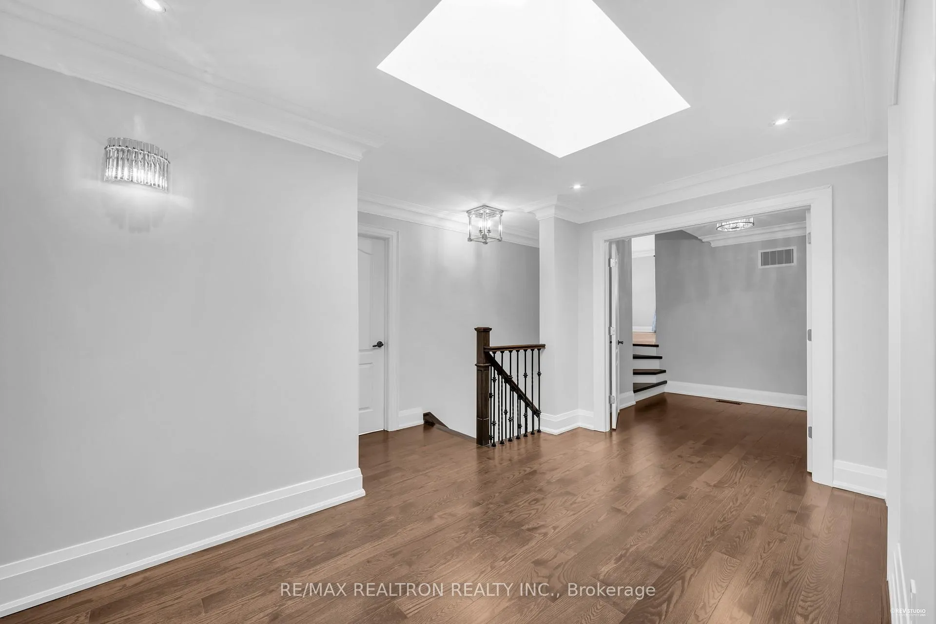 Photo 11 of 26 Liebeck Crescent, Markham, Unionville — HOMEH