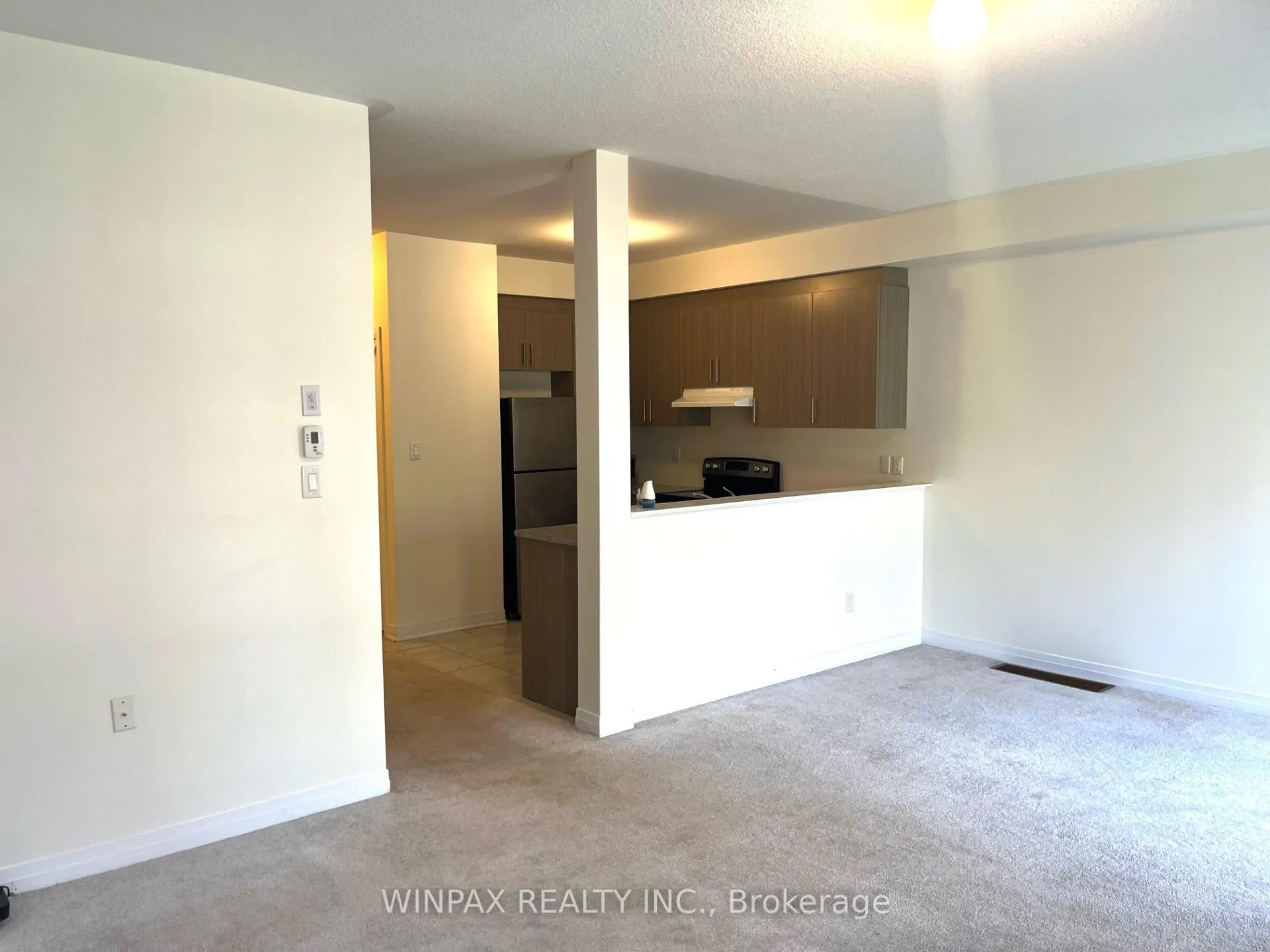 Photo 8 of 8 Bedford Estates Crescent, Barrie, Bayshore — HOMEH