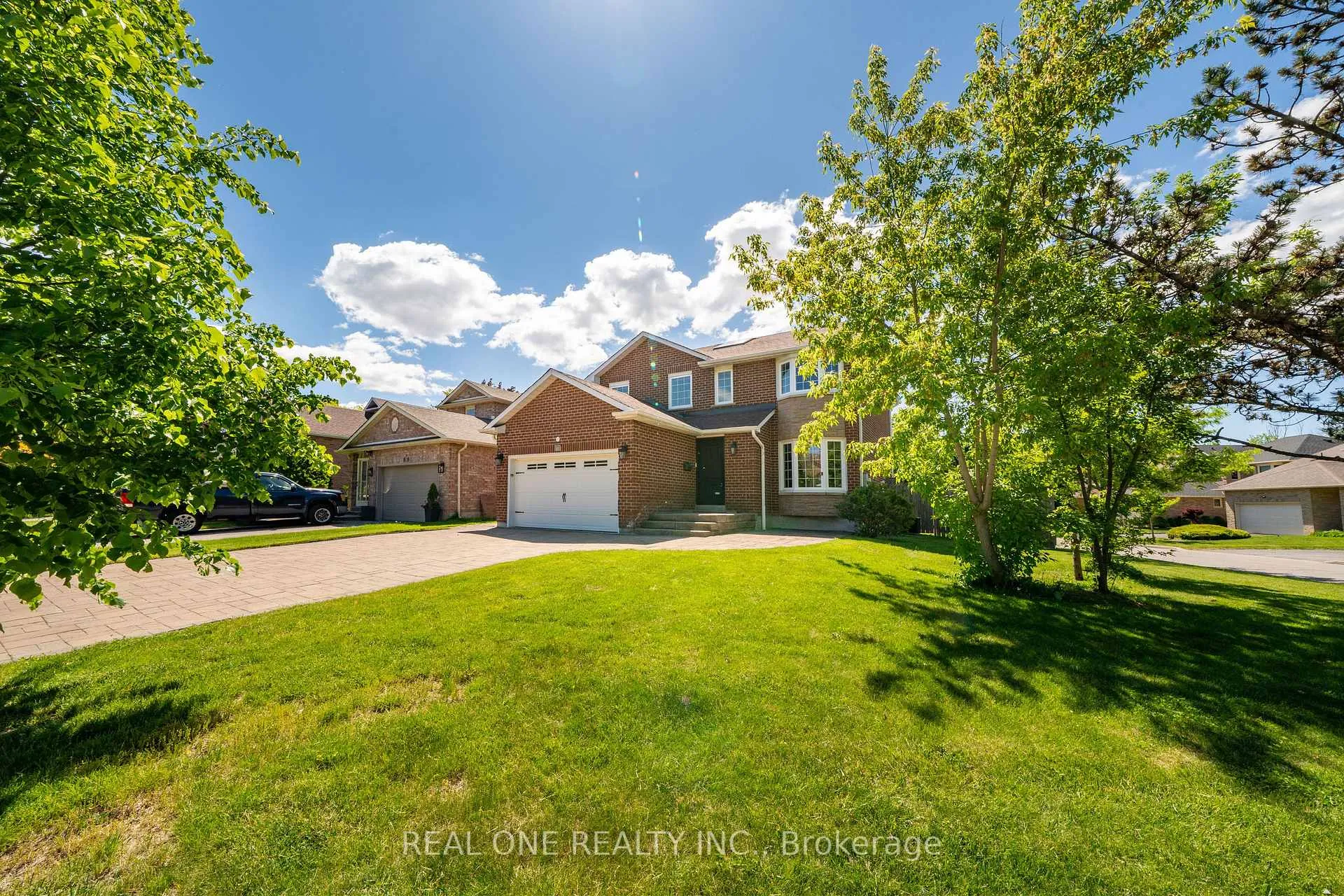 Photo 3 of 67 Eleanor Circle, Richmond Hill, South Richvale — HOMEH