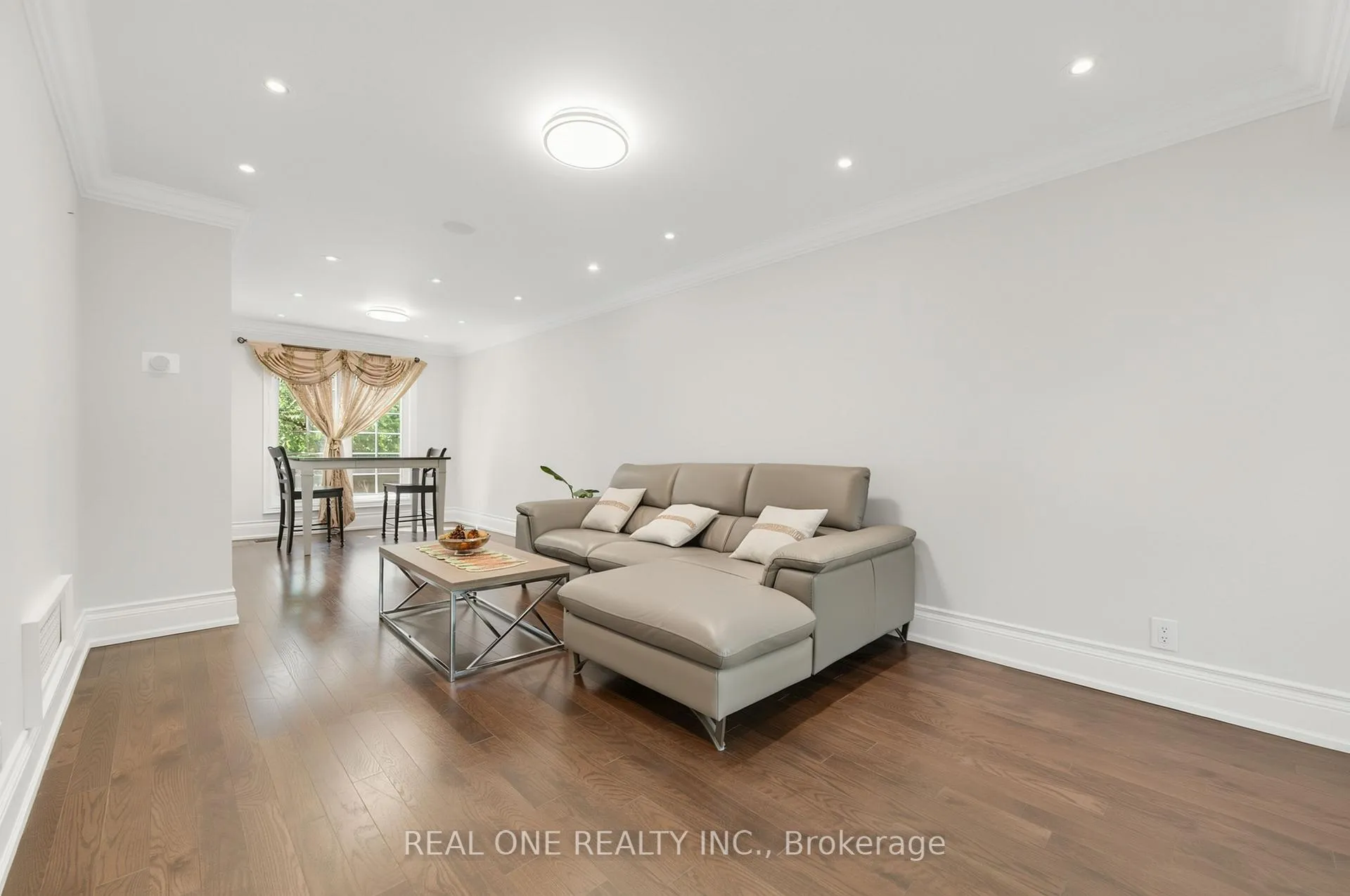 Photo 6 of 67 Eleanor Circle, Richmond Hill, South Richvale — HOMEH