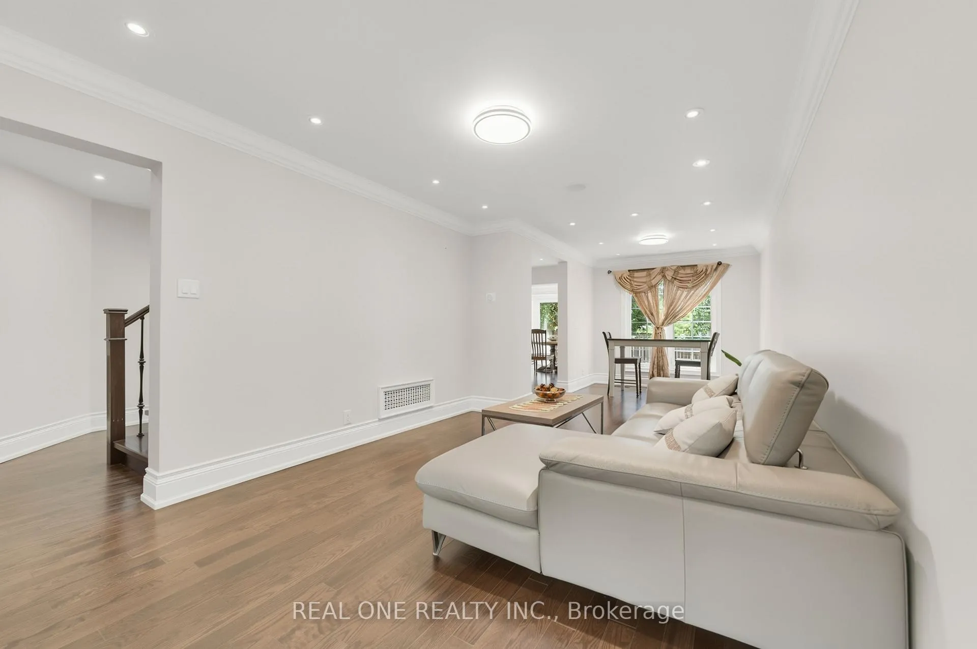 Photo 7 of 67 Eleanor Circle, Richmond Hill, South Richvale — HOMEH