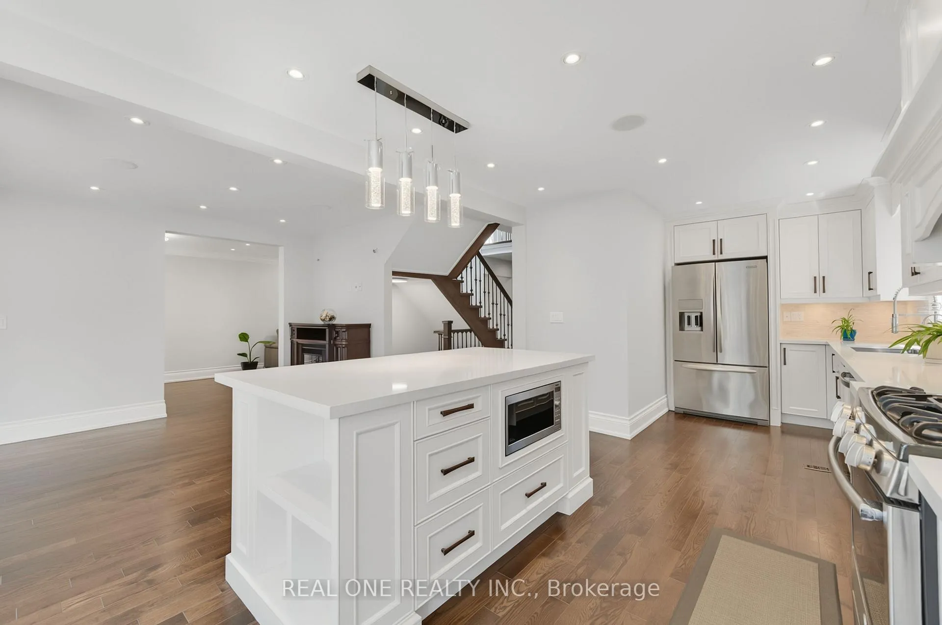 Photo 17 of 67 Eleanor Circle, Richmond Hill, South Richvale — HOMEH