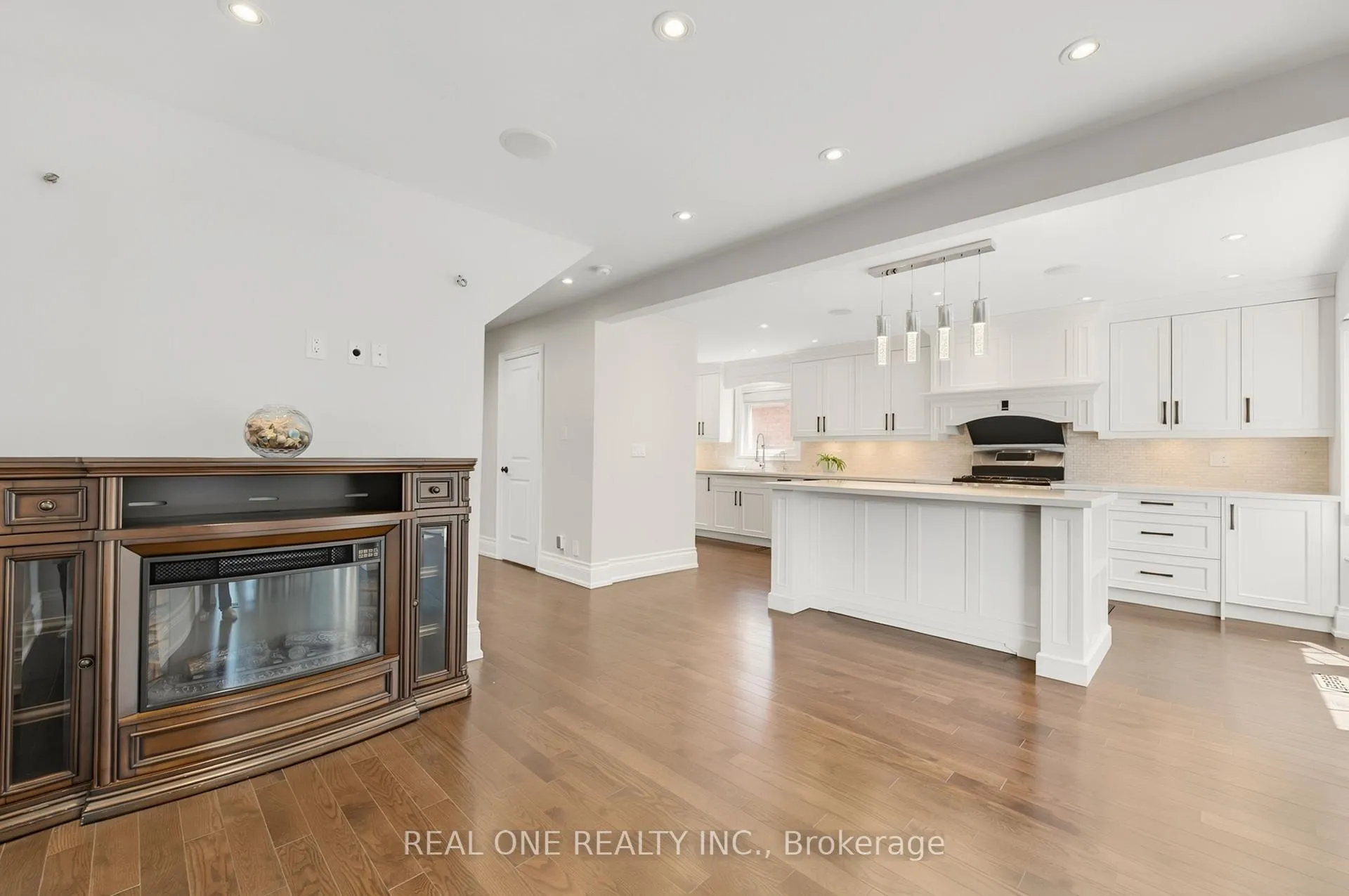 Photo 21 of 67 Eleanor Circle, Richmond Hill, South Richvale — HOMEH