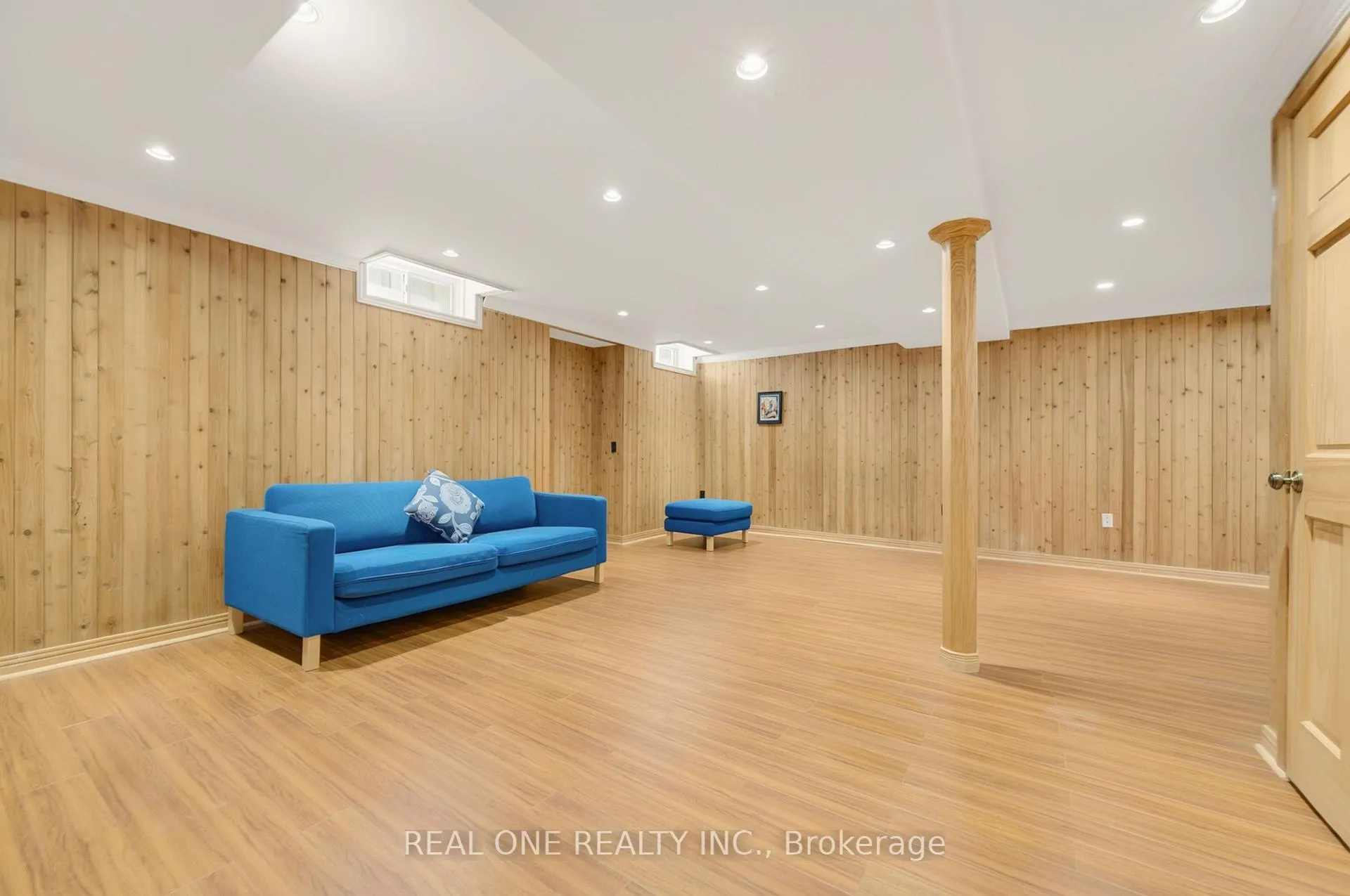Photo 38 of 67 Eleanor Circle, Richmond Hill, South Richvale — HOMEH