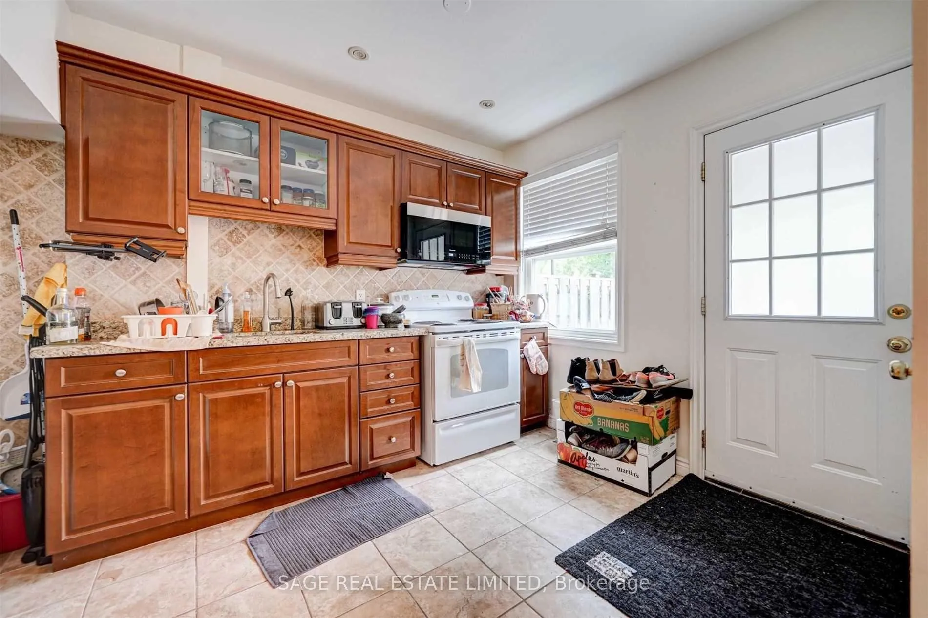 Photo 14 of 1575 Dufferin Street, Toronto, Corso Italia-Davenport — HOMEH
