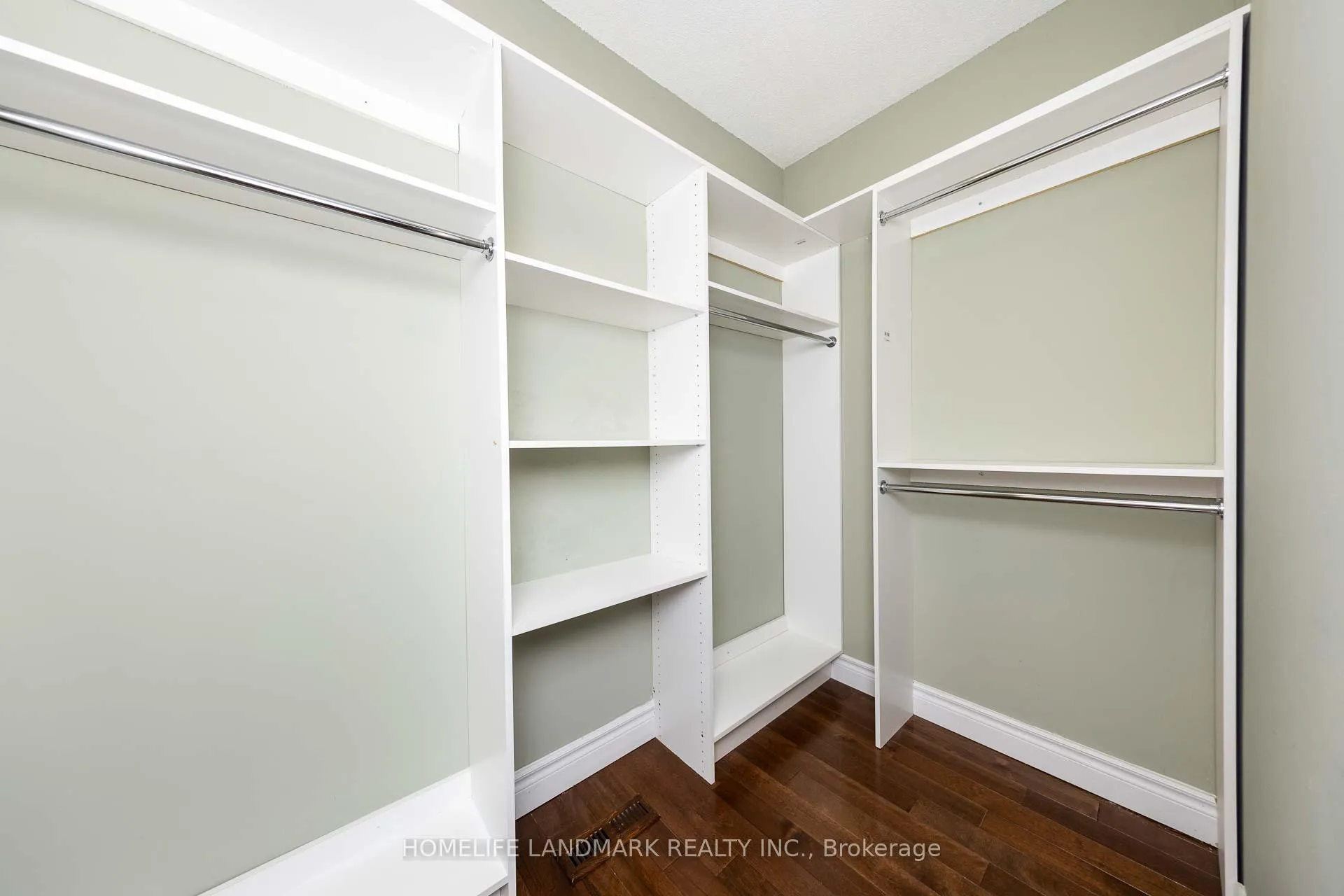 Photo 18 of 1609 Major Oaks Road, Pickering, Brock Ridge — HOMEH