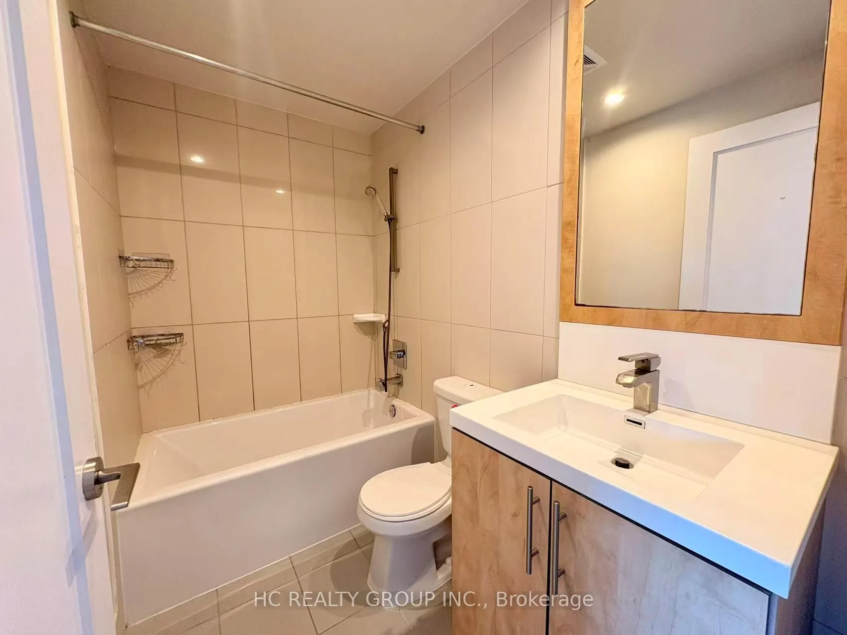 Photo 10 of Unit 1402, 2 Anndale Drive, North York, Willowdale East — HOMEH