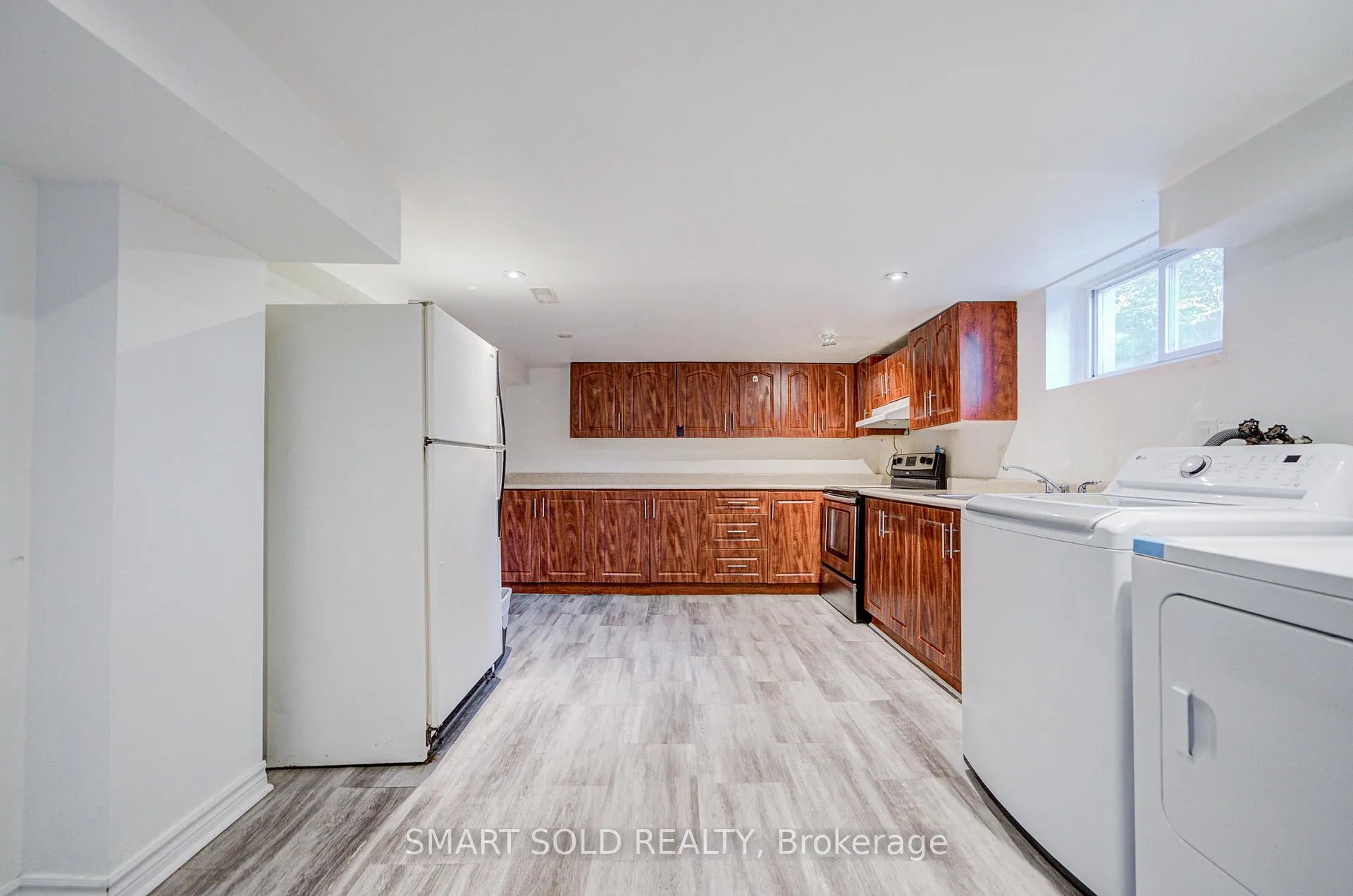 Photo 14 of 77 Fennell Avenue, Hamilton, Southam — HOMEH
