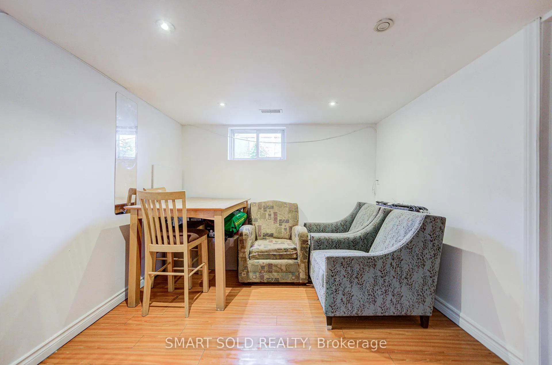 Photo 17 of 77 Fennell Avenue, Hamilton, Southam — HOMEH