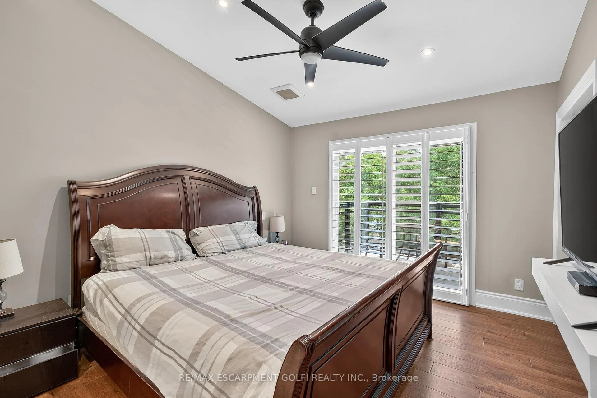 Photo 19 of 90 Mountain Avenue, Hamilton, Stoney Creek — HOMEH