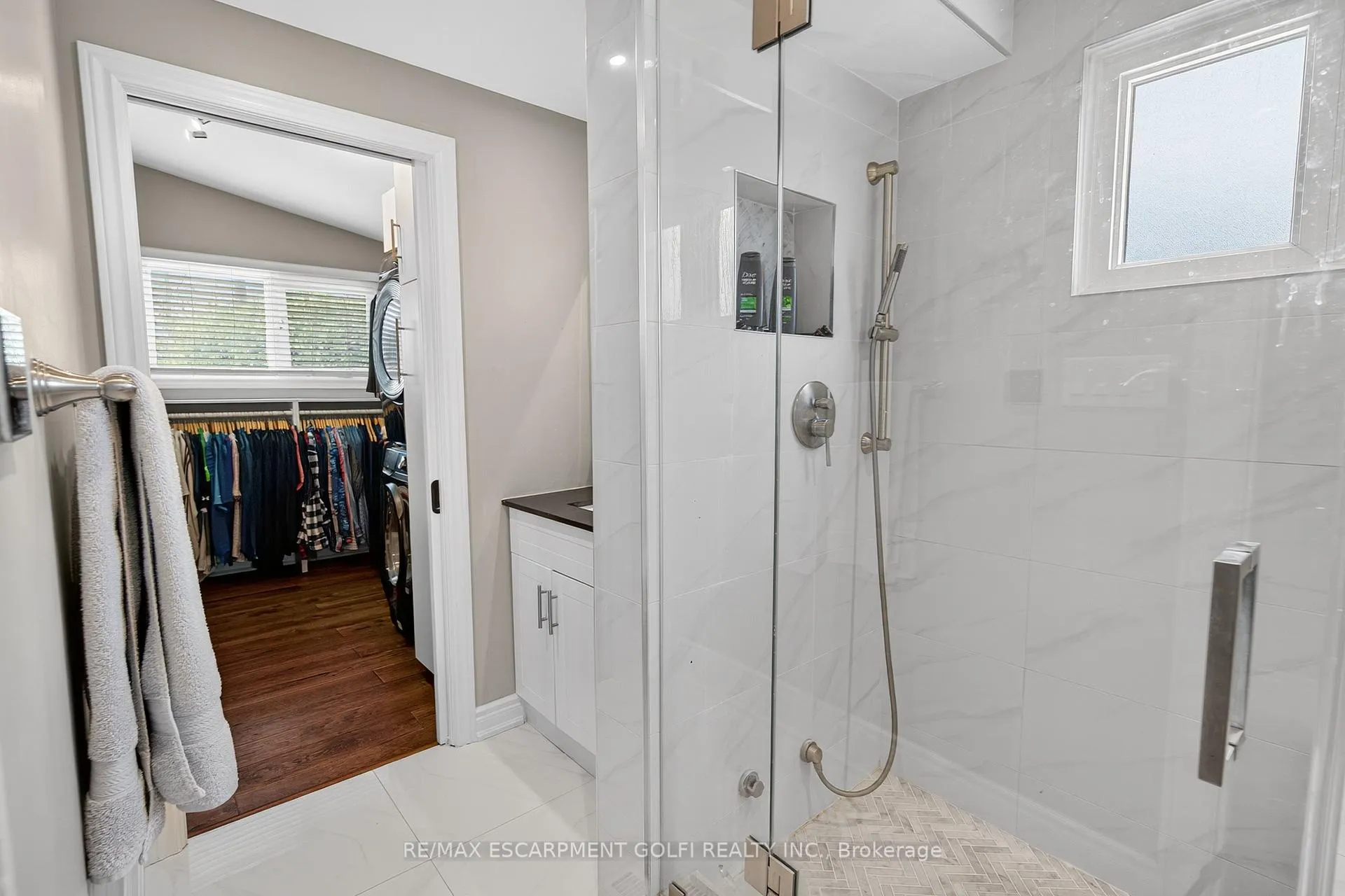 Photo 22 of 90 Mountain Avenue, Hamilton, Stoney Creek — HOMEH