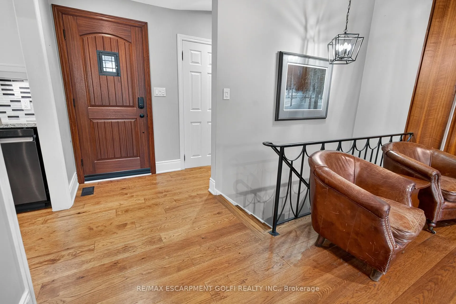 Photo 29 of 90 Mountain Avenue, Hamilton, Stoney Creek — HOMEH