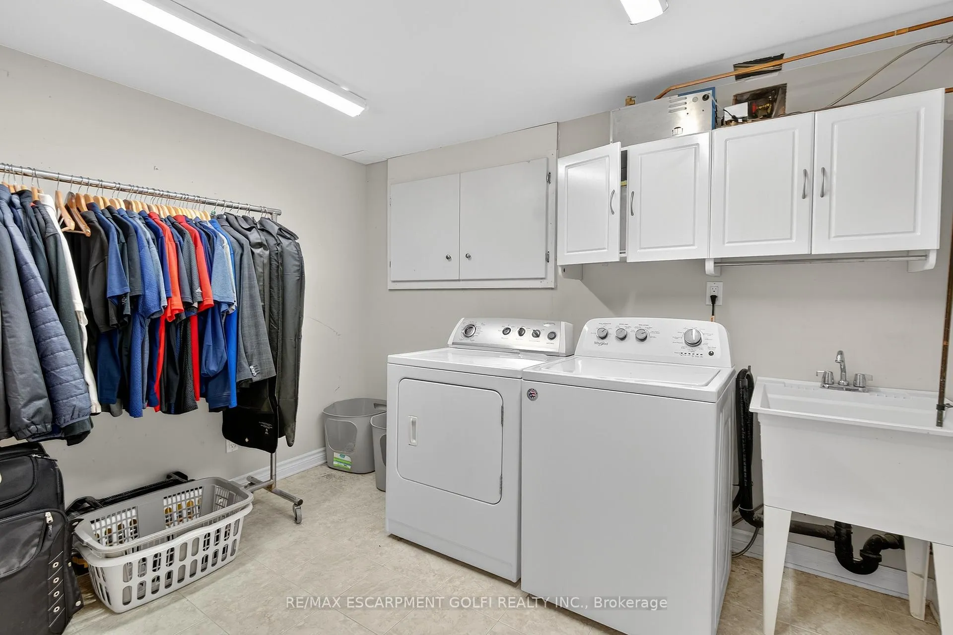 Photo 33 of 90 Mountain Avenue, Hamilton, Stoney Creek — HOMEH