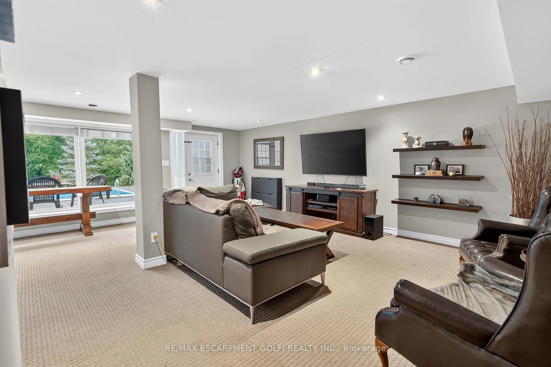 Photo 36 of 90 Mountain Avenue, Hamilton, Stoney Creek — HOMEH