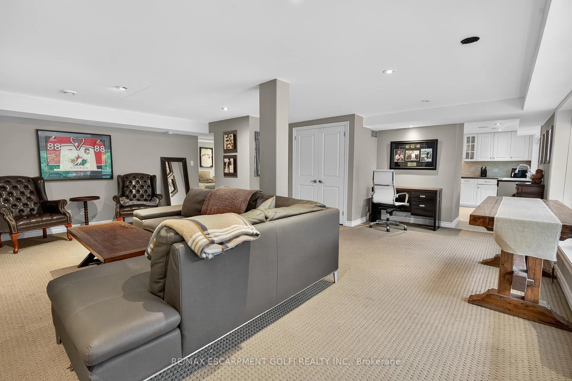 Photo 38 of 90 Mountain Avenue, Hamilton, Stoney Creek — HOMEH