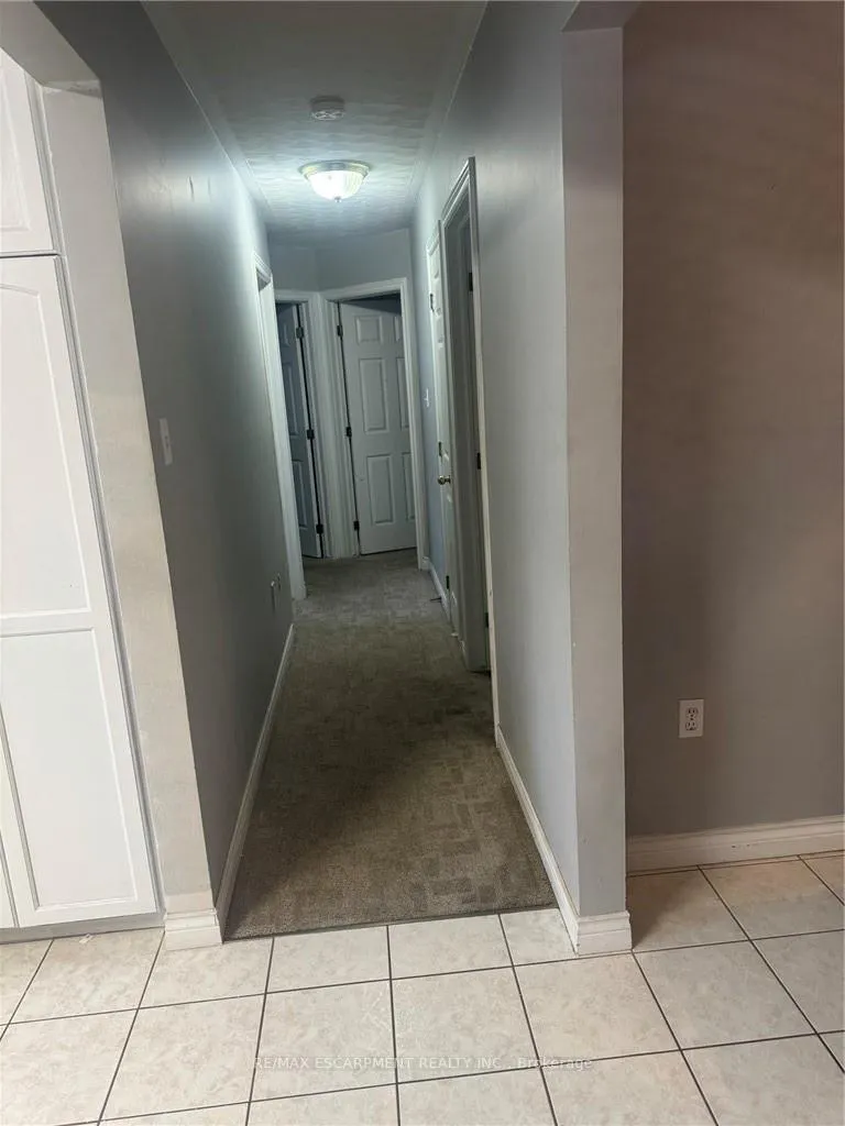 Photo 22 of 92 Blenheim Drive, Hamilton, Stoney Creek — HOMEH