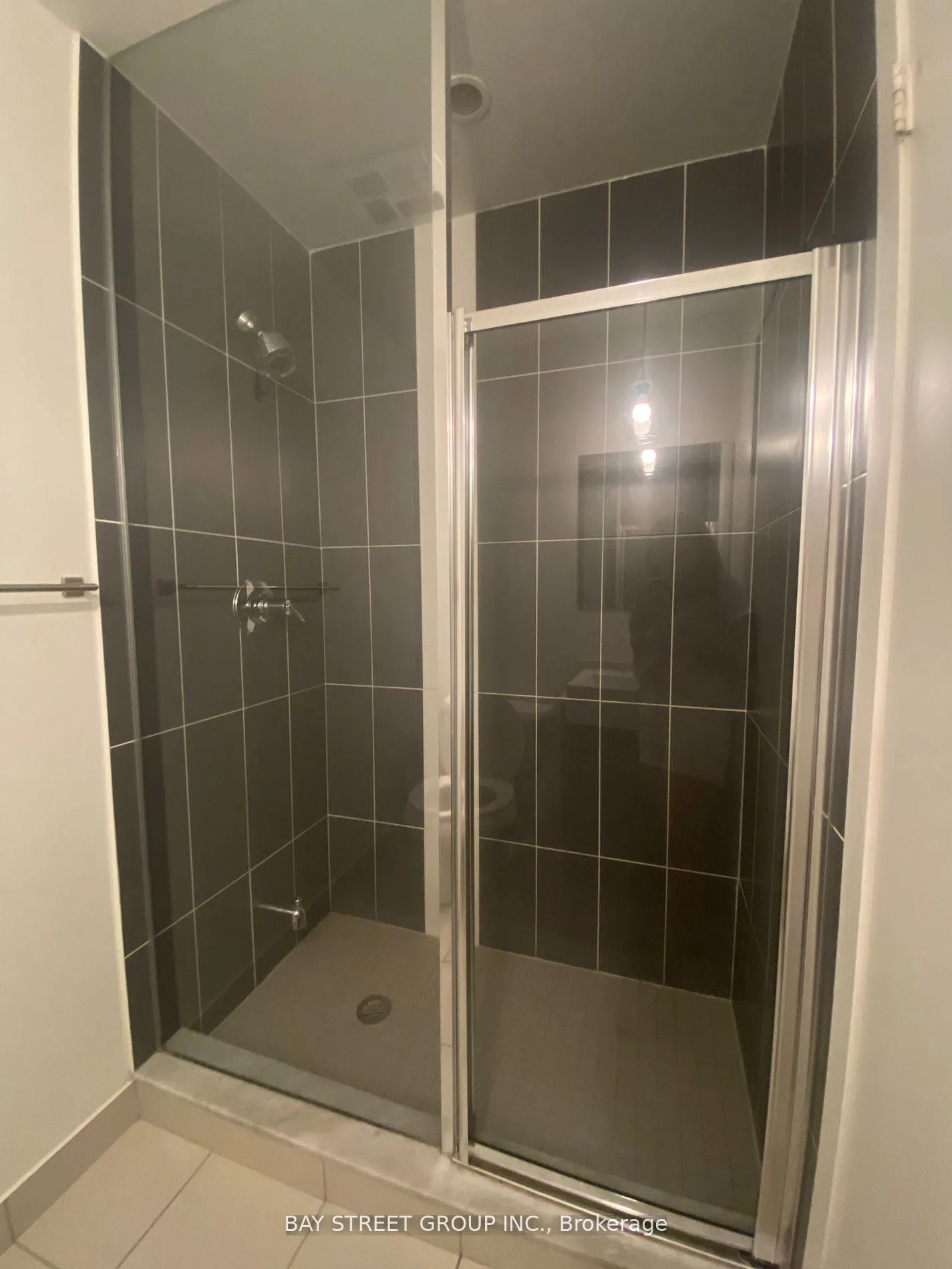 Photo 7 of Unit 1010, 770 Bay Street, Toronto, Bay Street Corridor — HOMEH