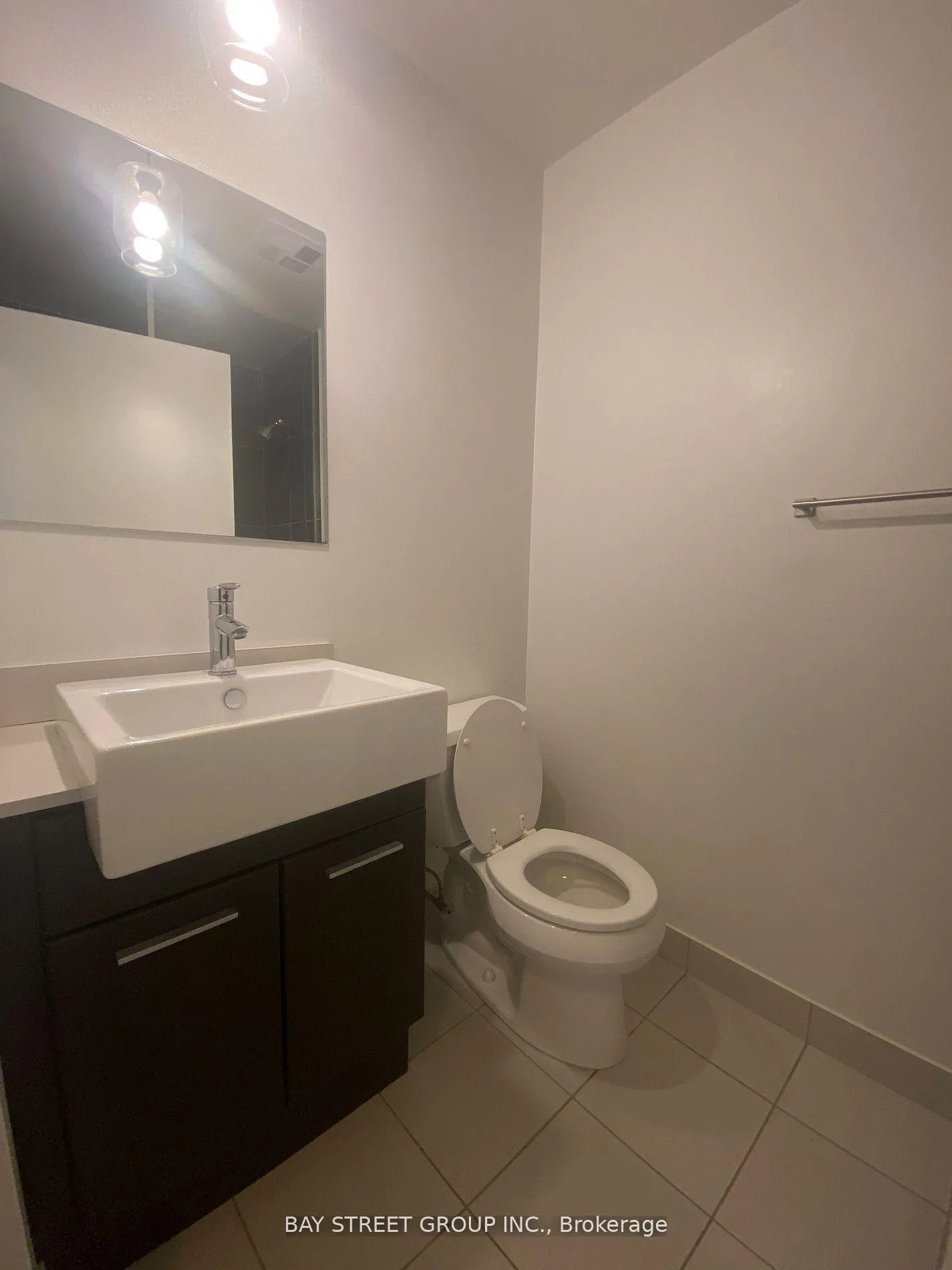 Photo 8 of Unit 1010, 770 Bay Street, Toronto, Bay Street Corridor — HOMEH