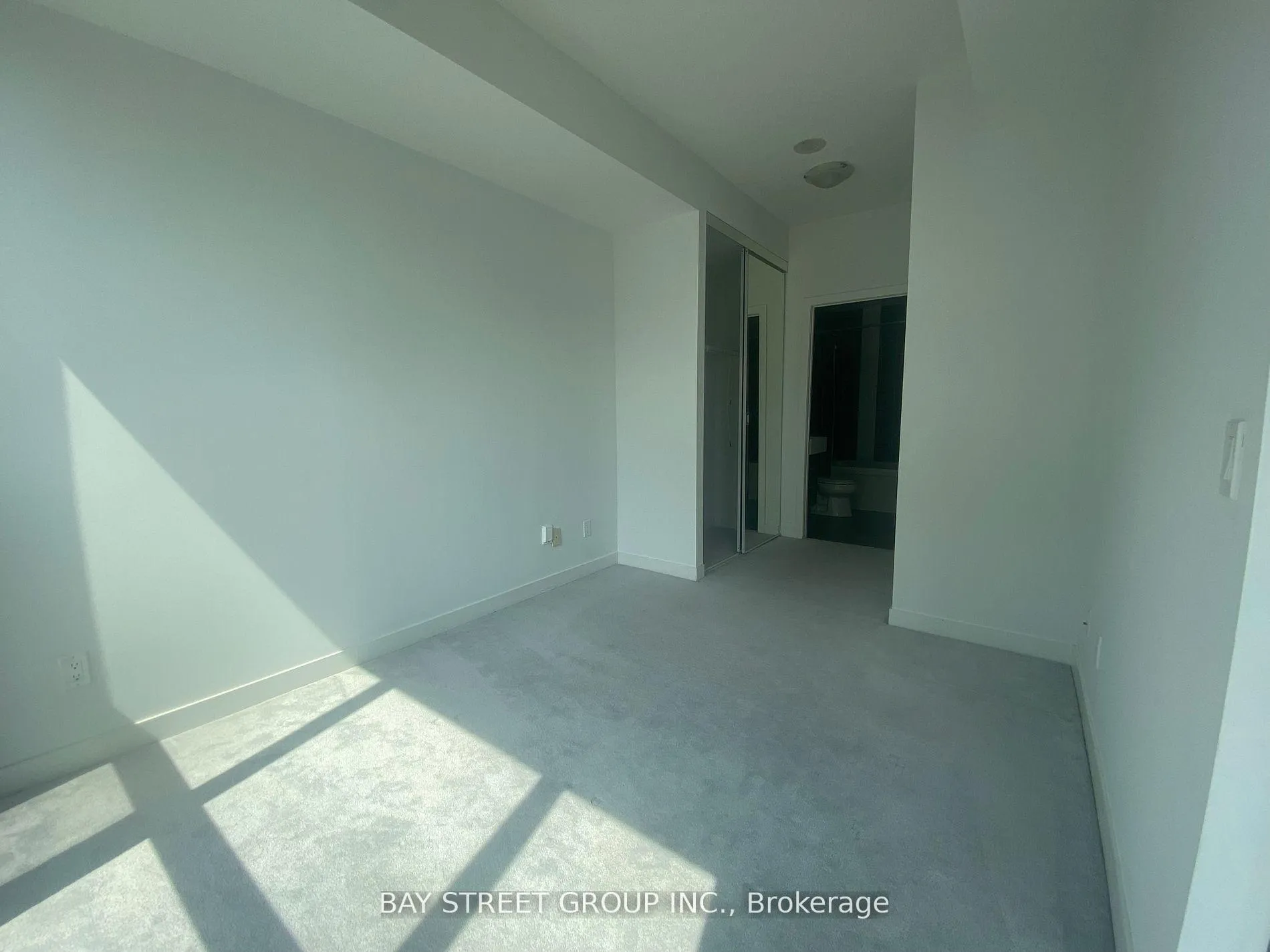 Photo 10 of Unit 1010, 770 Bay Street, Toronto, Bay Street Corridor — HOMEH