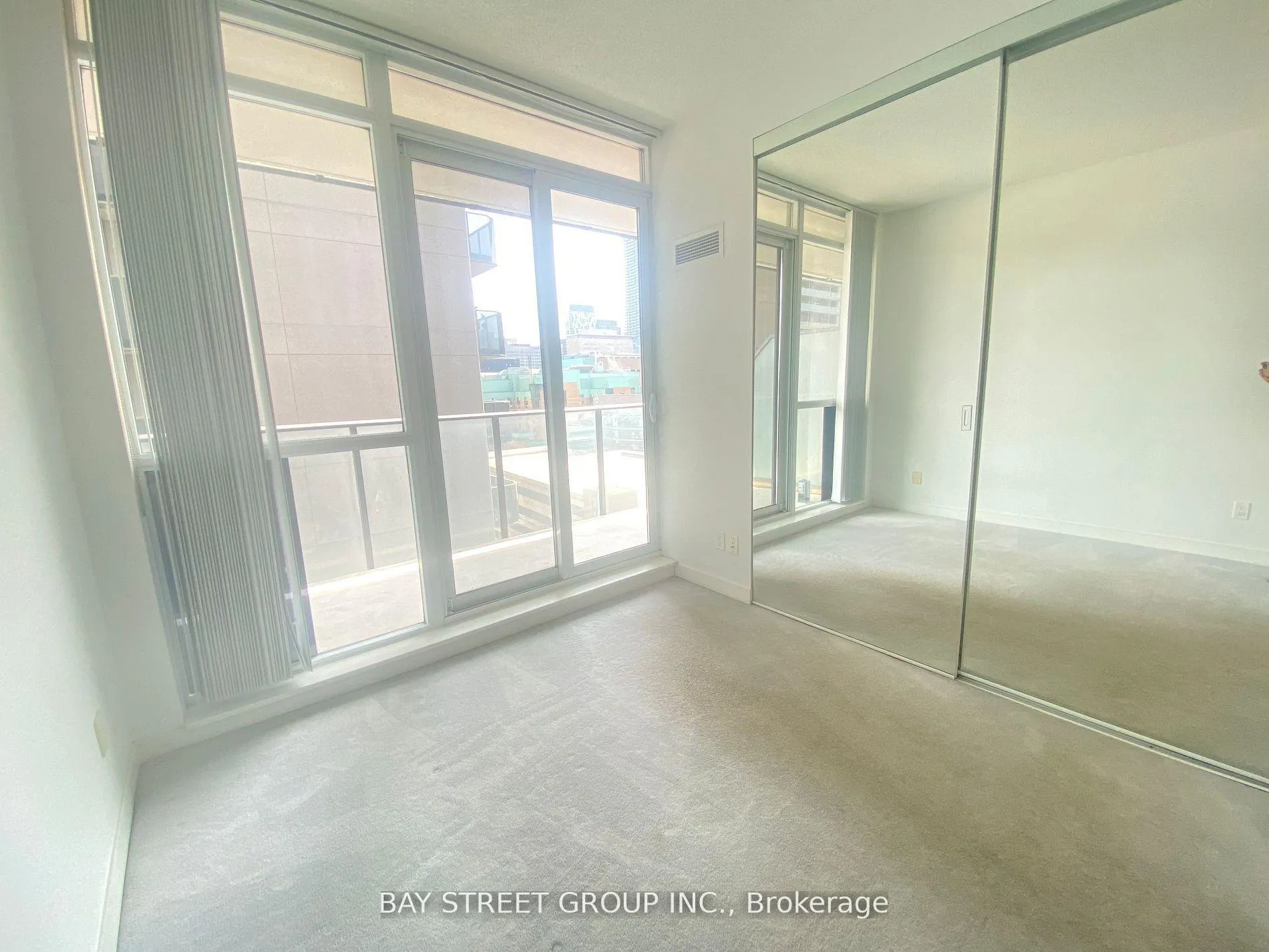 Photo 11 of Unit 1010, 770 Bay Street, Toronto, Bay Street Corridor — HOMEH