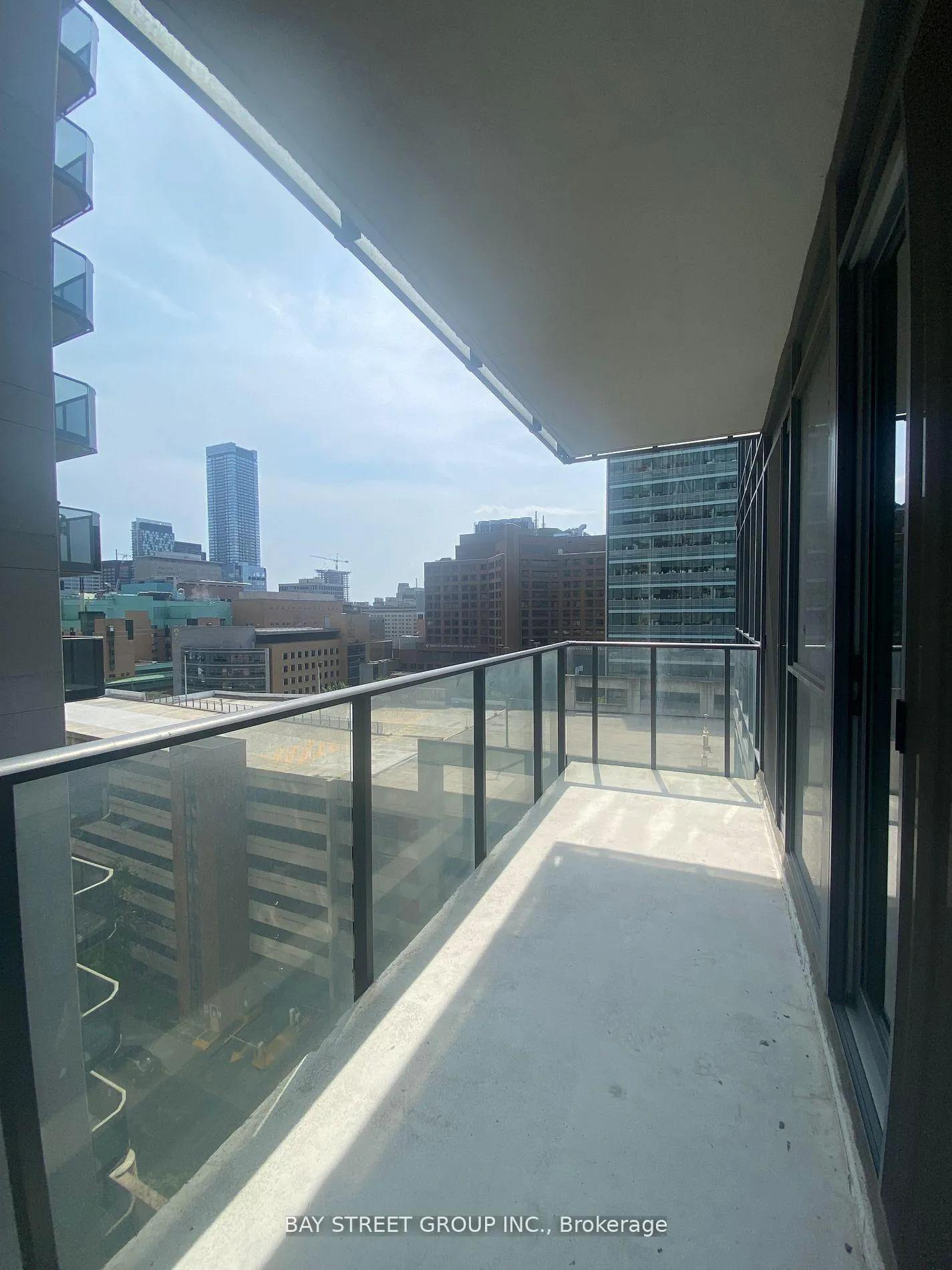 Photo 13 of Unit 1010, 770 Bay Street, Toronto, Bay Street Corridor — HOMEH