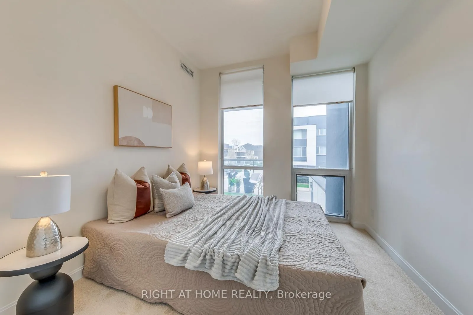 Photo 29 of Unit 215, 3028 Creekshore Common, Oakville, Falgarwood — HOMEH