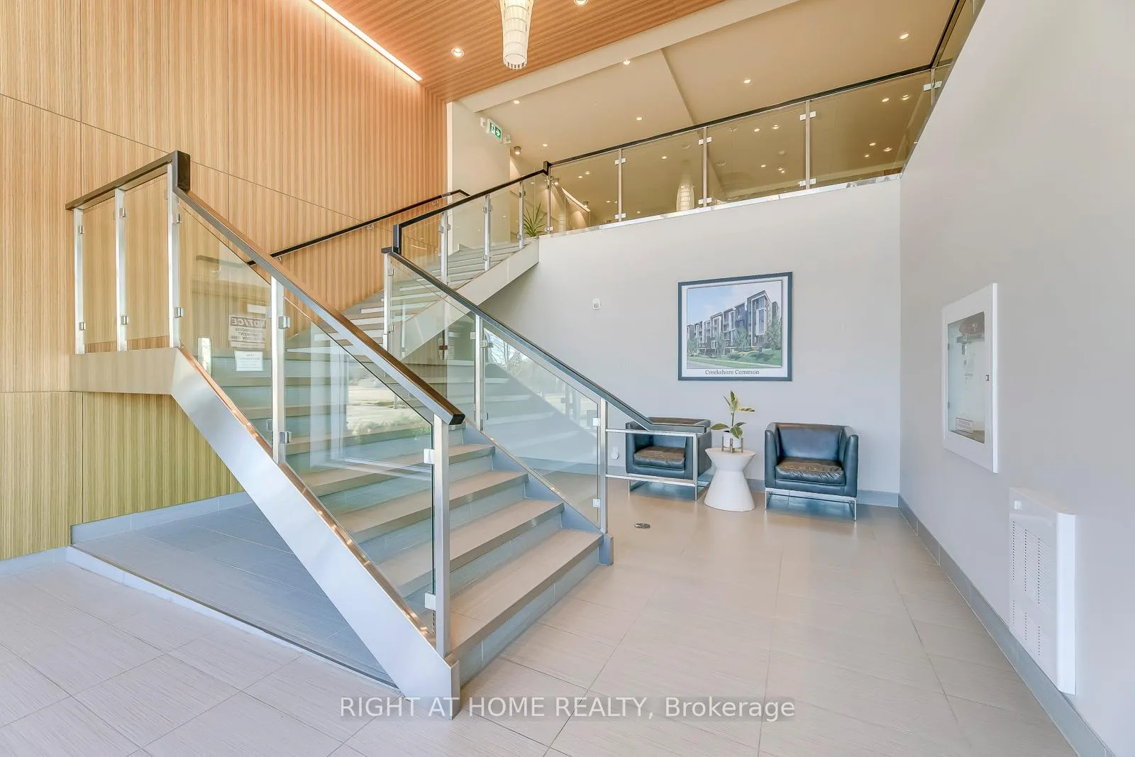 Photo 35 of Unit 215, 3028 Creekshore Common, Oakville, Falgarwood — HOMEH