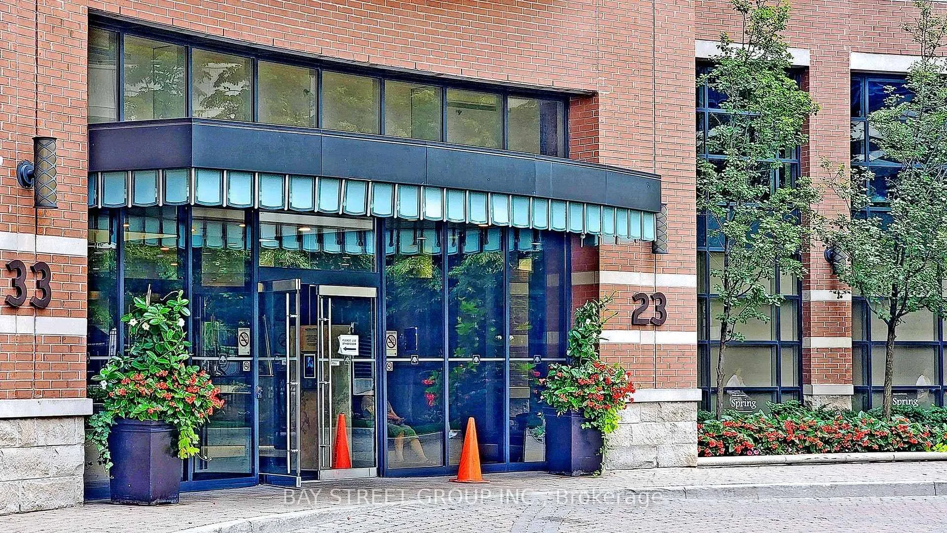 Photo 3 of Unit 1104, 23 Sheppard Avenue E, North York, Willowdale East — HOMEH