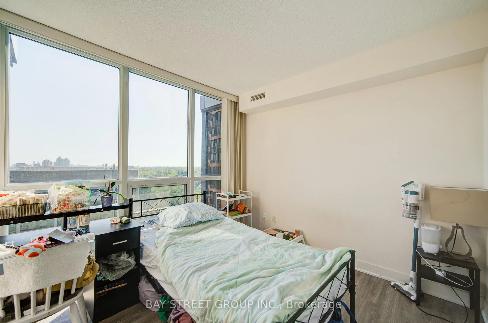Photo 24 of Unit 1104, 23 Sheppard Avenue E, North York, Willowdale East — HOMEH