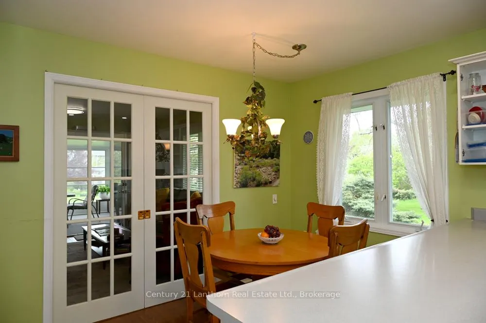 Photo 25 of 18 Cretney Drive S, Prince Edward County, Wellington Ward — HOMEH