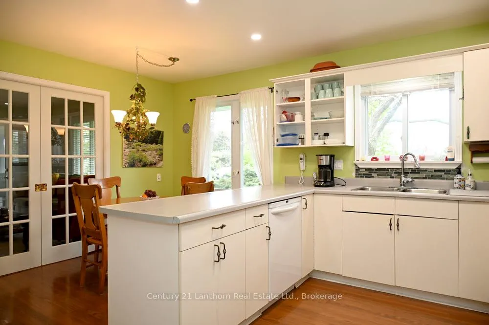 Photo 31 of 18 Cretney Drive S, Prince Edward County, Wellington Ward — HOMEH