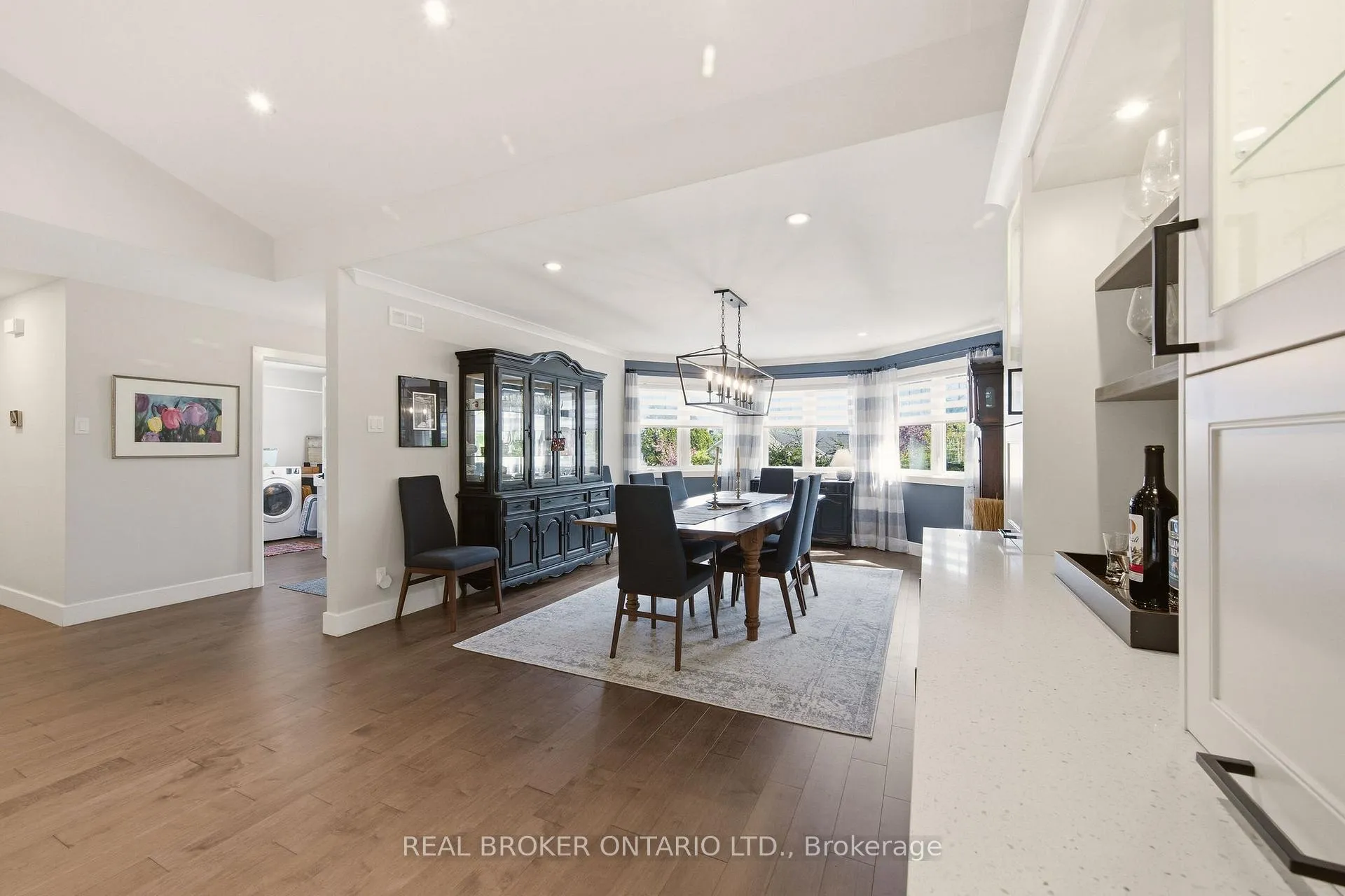 Photo 12 of 1249 Barnwell Crescent, Ottawa, Navan — HOMEH