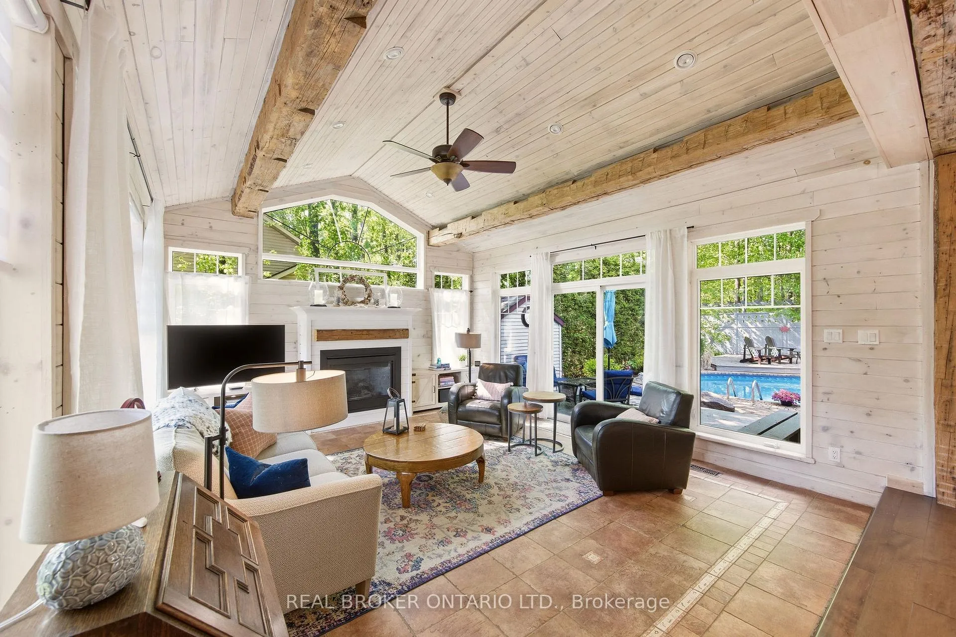 Photo 15 of 1249 Barnwell Crescent, Ottawa, Navan — HOMEH