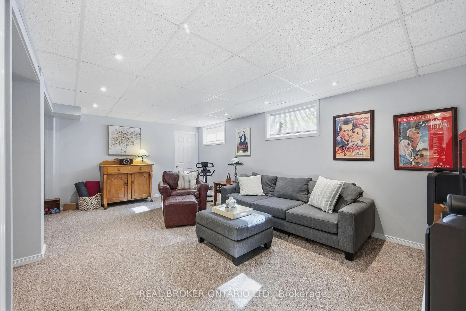 Photo 29 of 1249 Barnwell Crescent, Ottawa, Navan — HOMEH