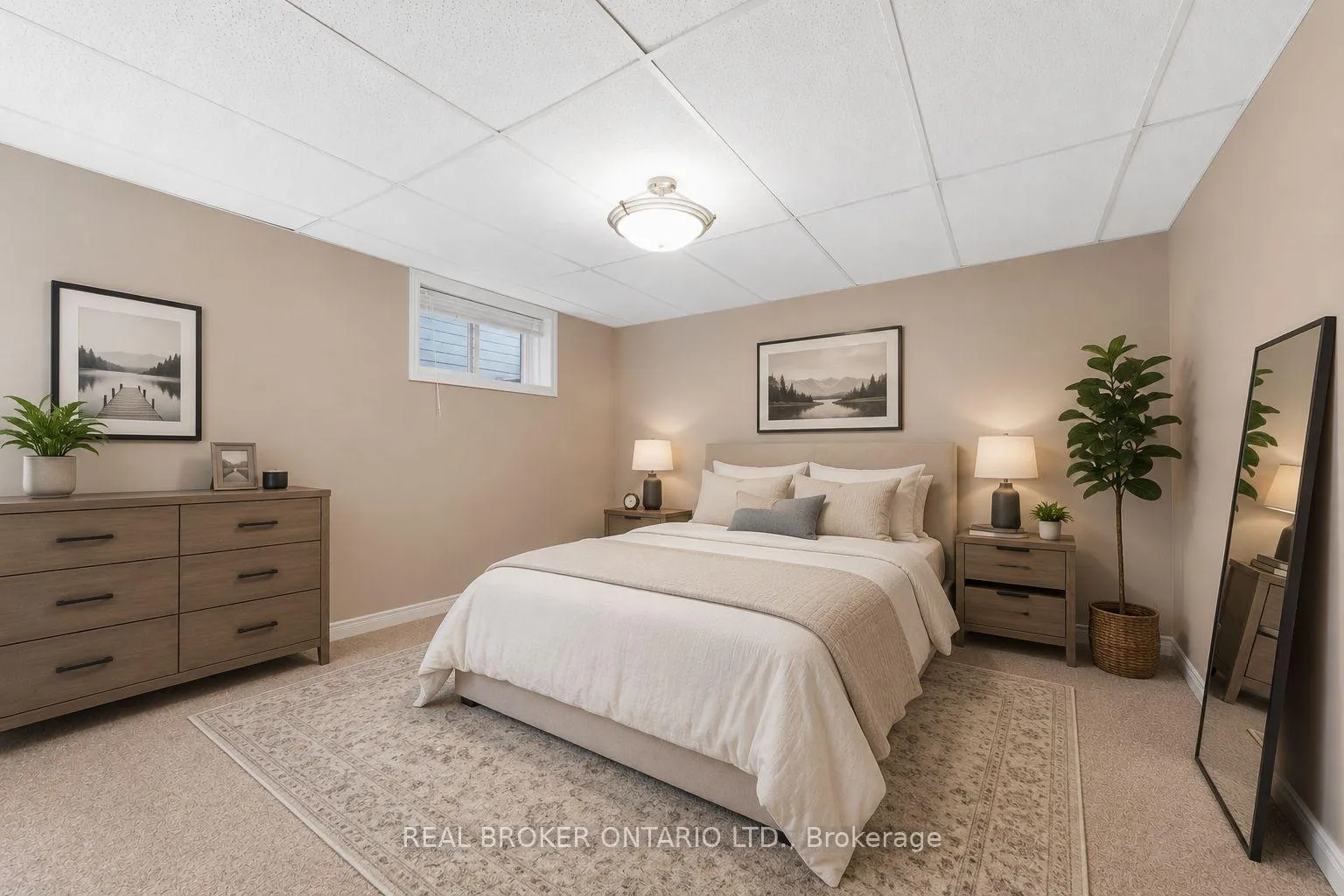 Photo 33 of 1249 Barnwell Crescent, Ottawa, Navan — HOMEH