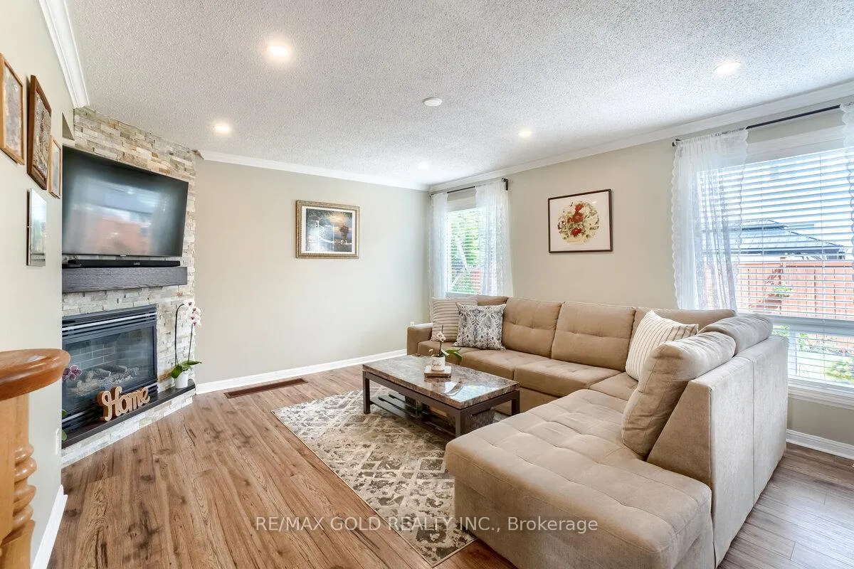Photo 13 of 1666 Clark Boulevard, Milton, Beaty — HOMEH