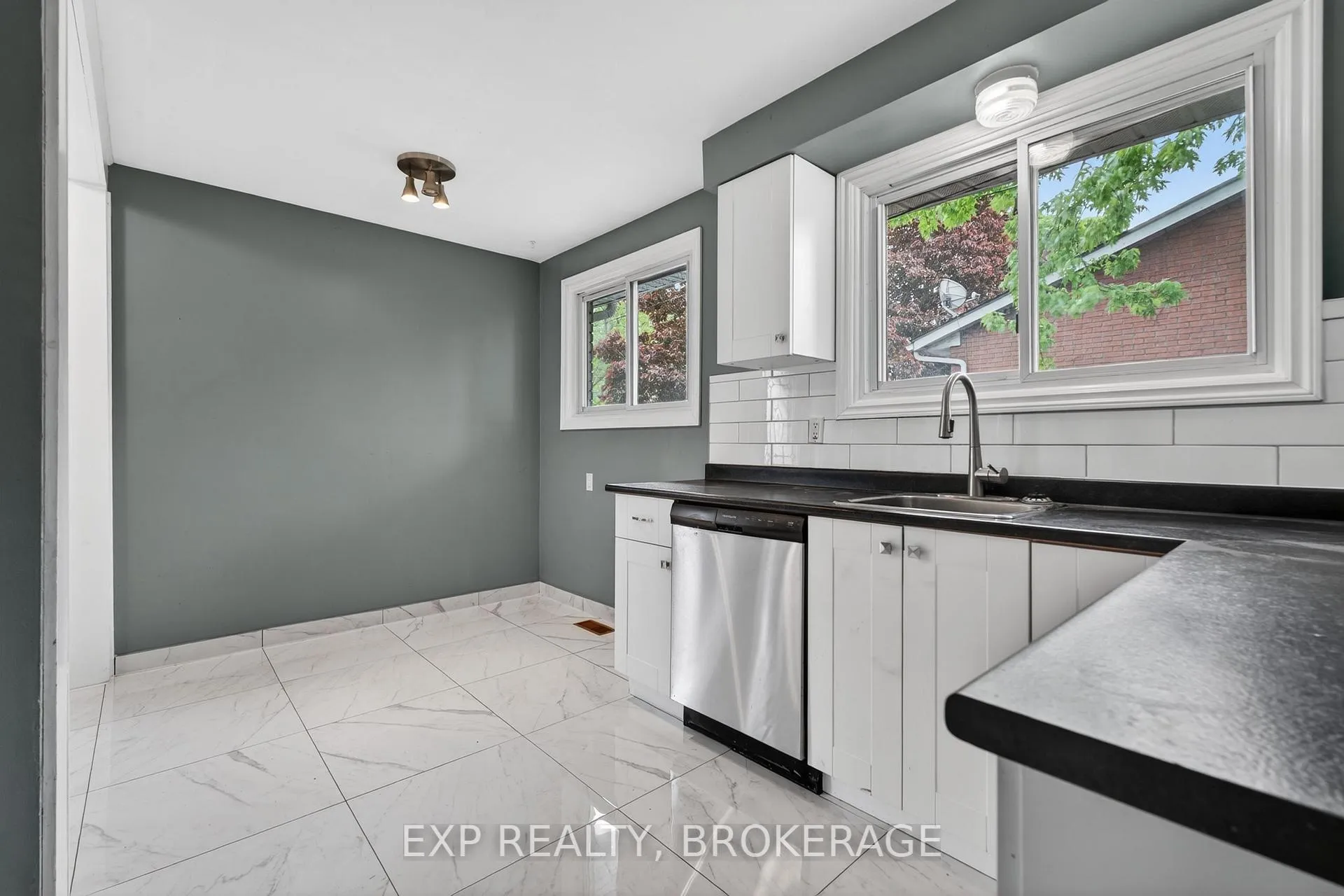 Photo 9 of 340 Palace Road, Kingston, Central City East — HOMEH