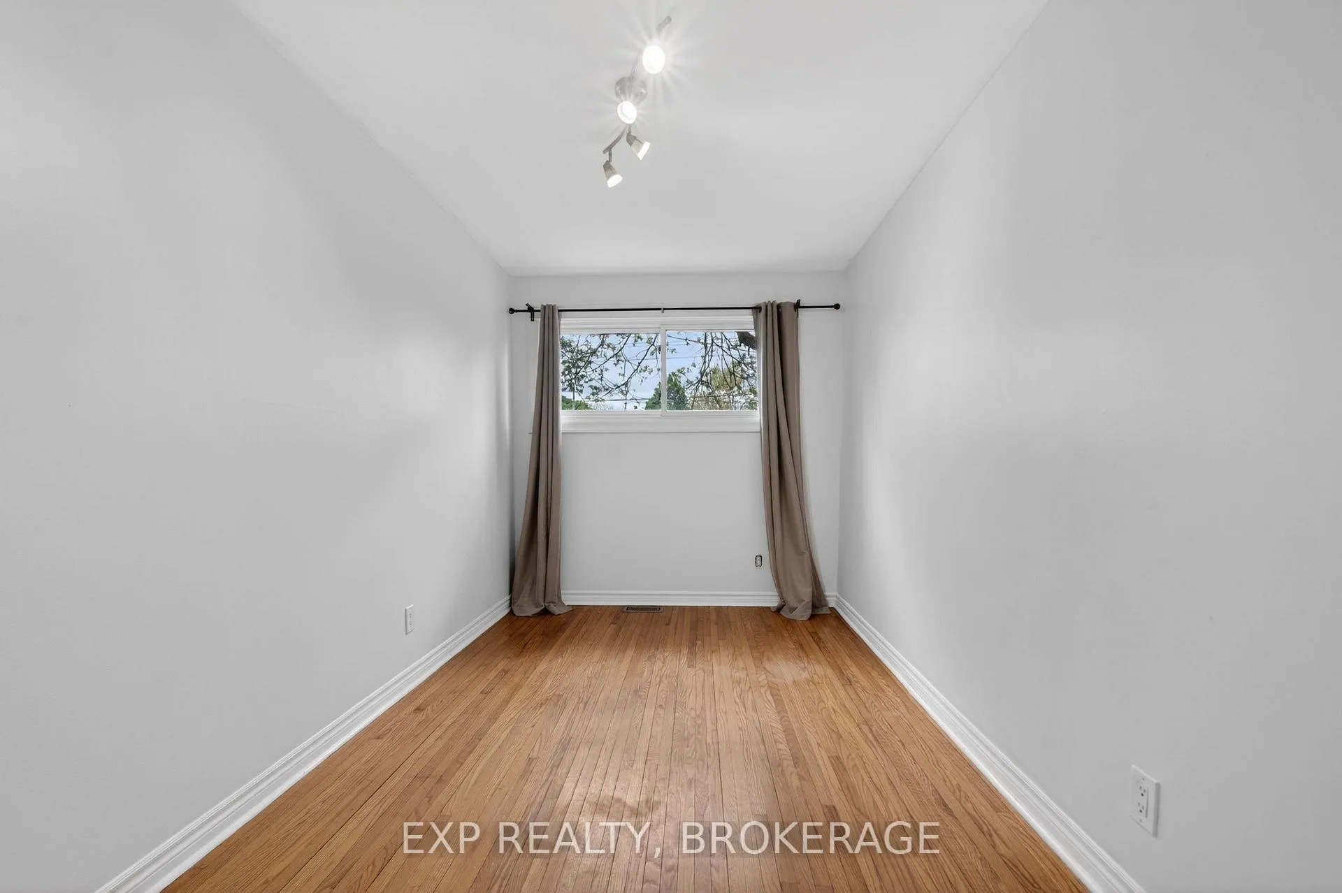 Photo 12 of 340 Palace Road, Kingston, Central City East — HOMEH