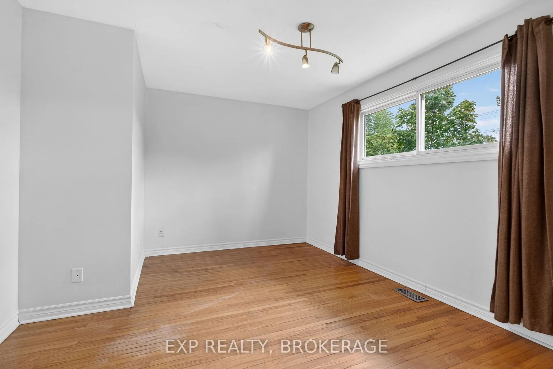Photo 14 of 340 Palace Road, Kingston, Central City East — HOMEH