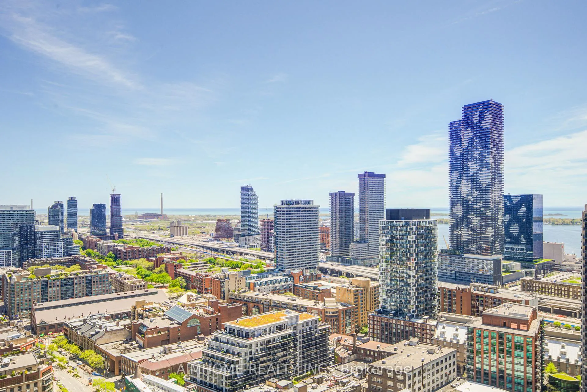 Photo 29 of Unit 3005, 88 Scott Street, Toronto, Church-Yonge Corridor — HOMEH