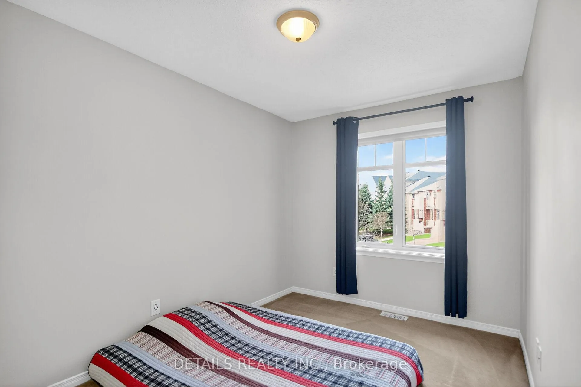 Photo 30 of 168 Eye Bright Crescent, Ottawa, Riverside South/Gloucester Glen — HOMEH