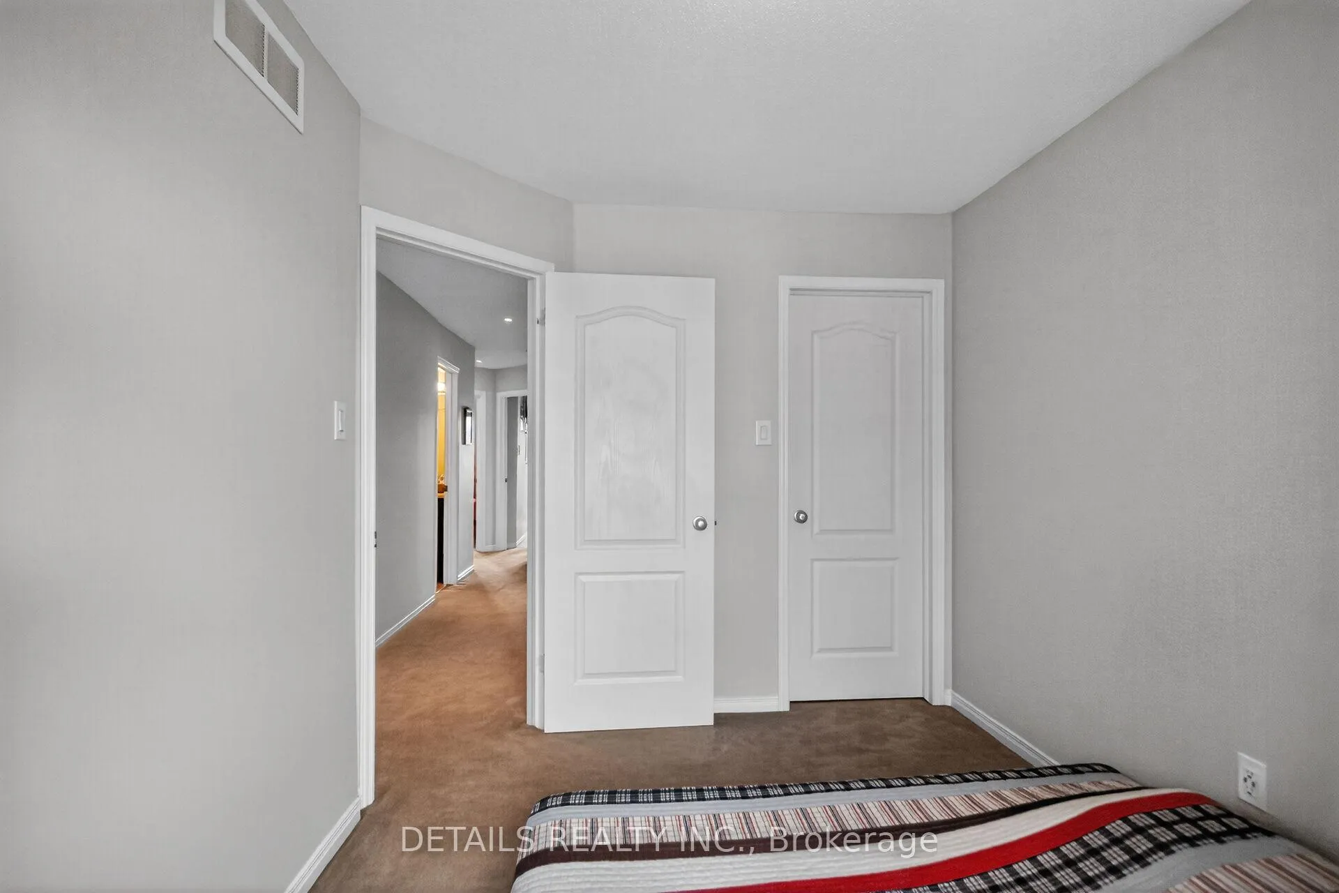 Photo 31 of 168 Eye Bright Crescent, Ottawa, Riverside South/Gloucester Glen — HOMEH