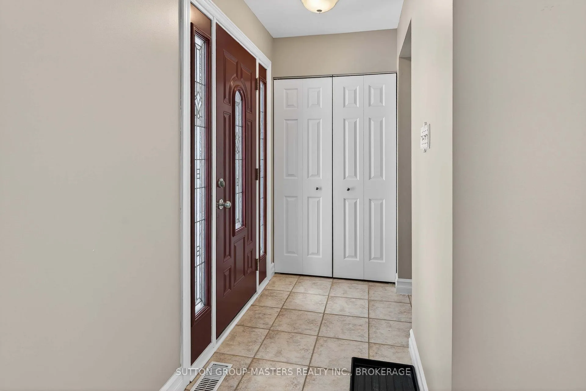 Photo 4 of 932 Brodie Avenue, Kingston, City Southwest — HOMEH