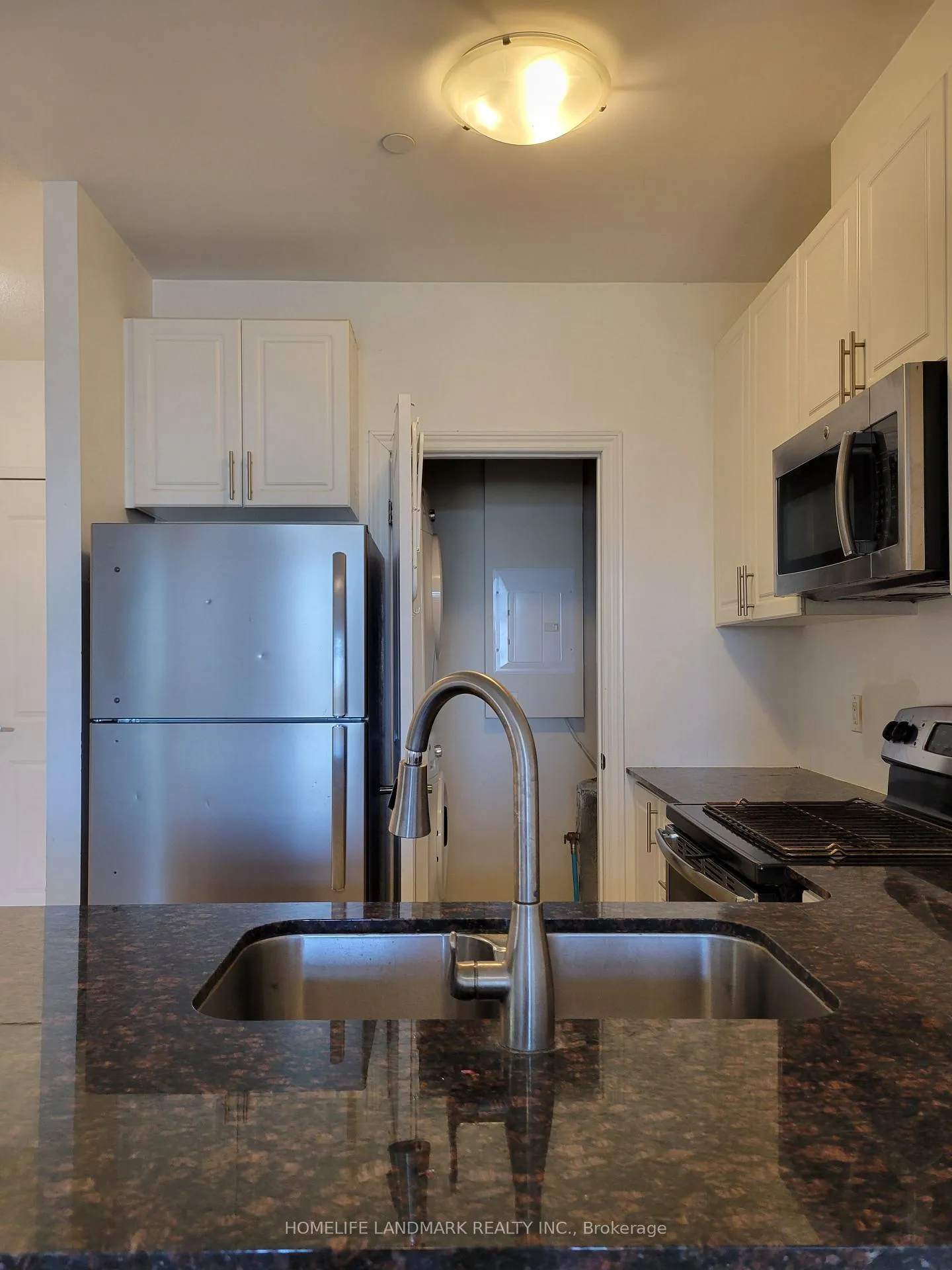 Photo 6 of Unit 602, 7768 Kennedy Road, Markham, Milliken Mills West — HOMEH