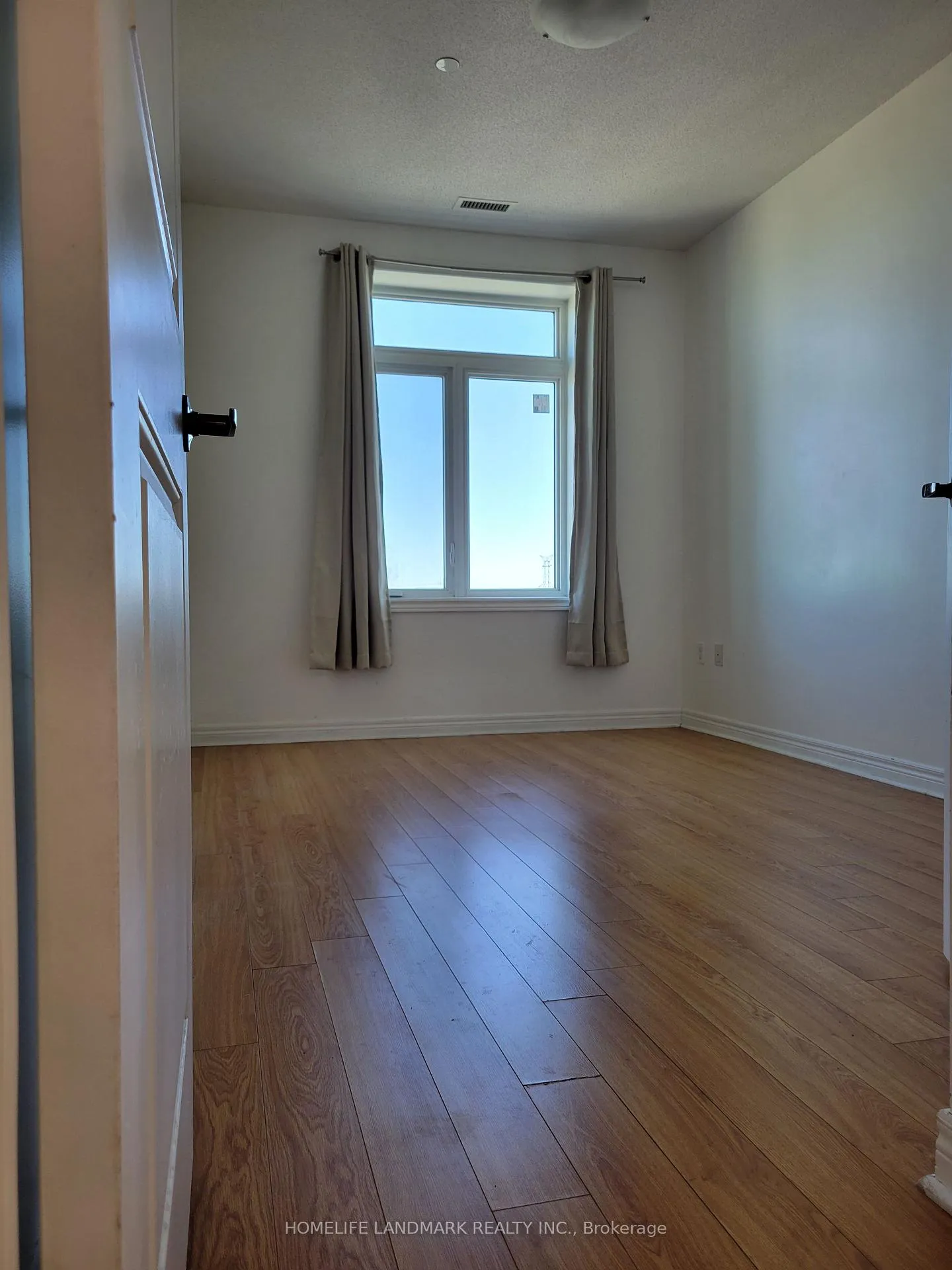Photo 7 of Unit 602, 7768 Kennedy Road, Markham, Milliken Mills West — HOMEH