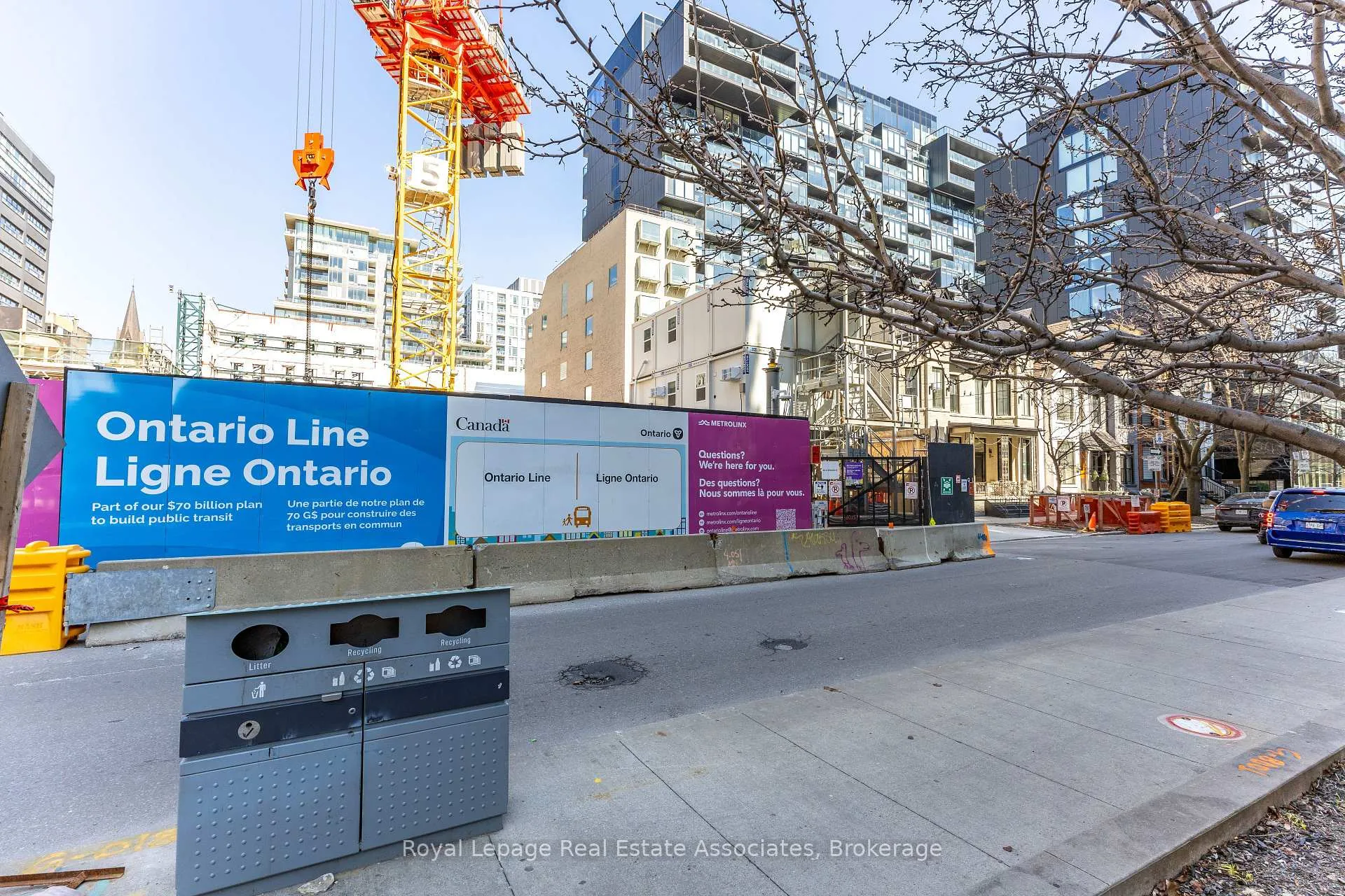 Photo 2 of 54 Stewart Street, Toronto, Waterfront Communities — HOMEH