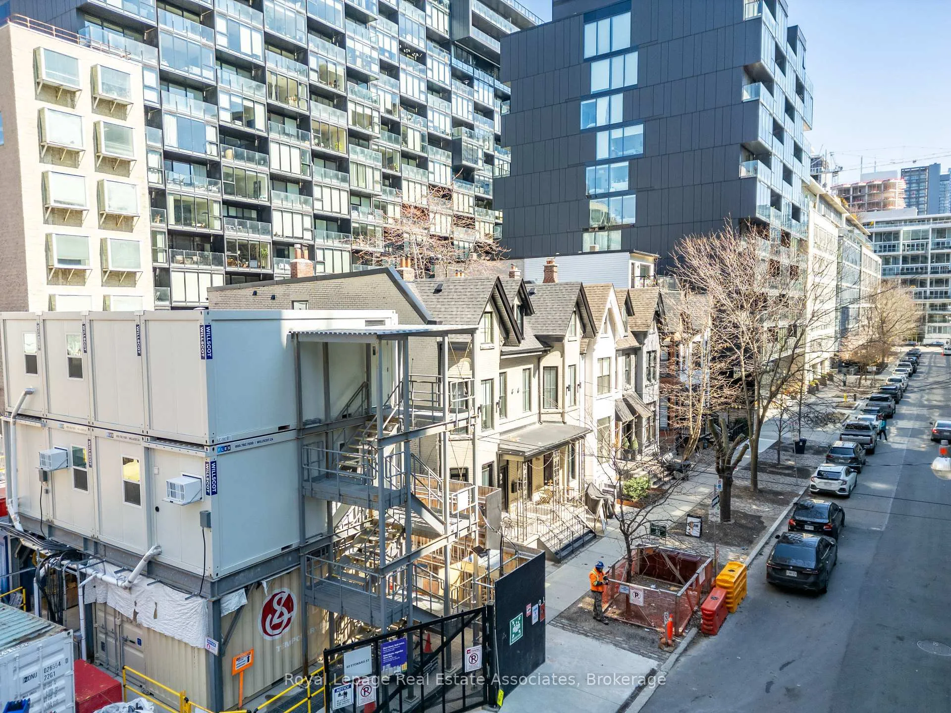 Photo 42 of 54 Stewart Street, Toronto, Waterfront Communities — HOMEH