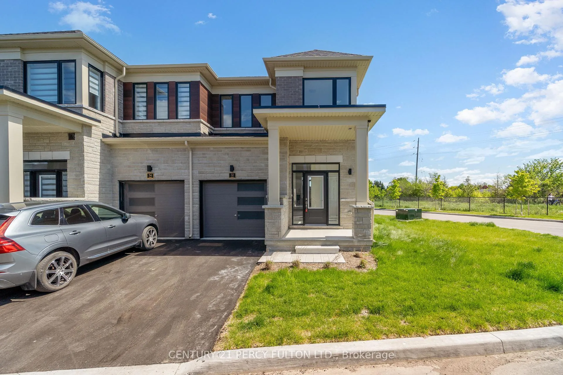 Photo 1 of 32 Hickey Lane, Kawartha Lakes, Lindsay — HOMEH